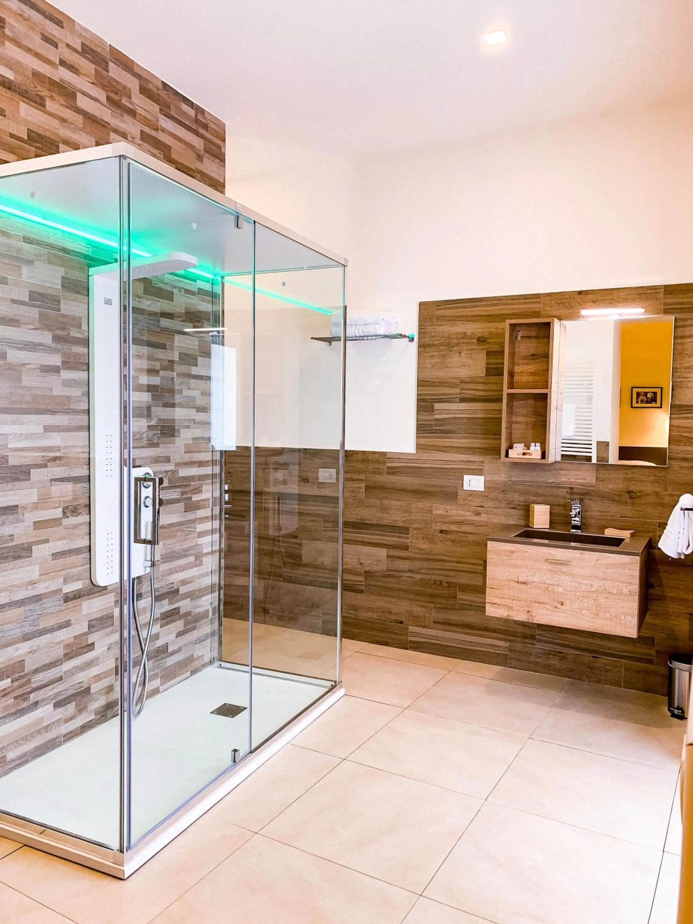 Bathroom in Napoli Squares Suites