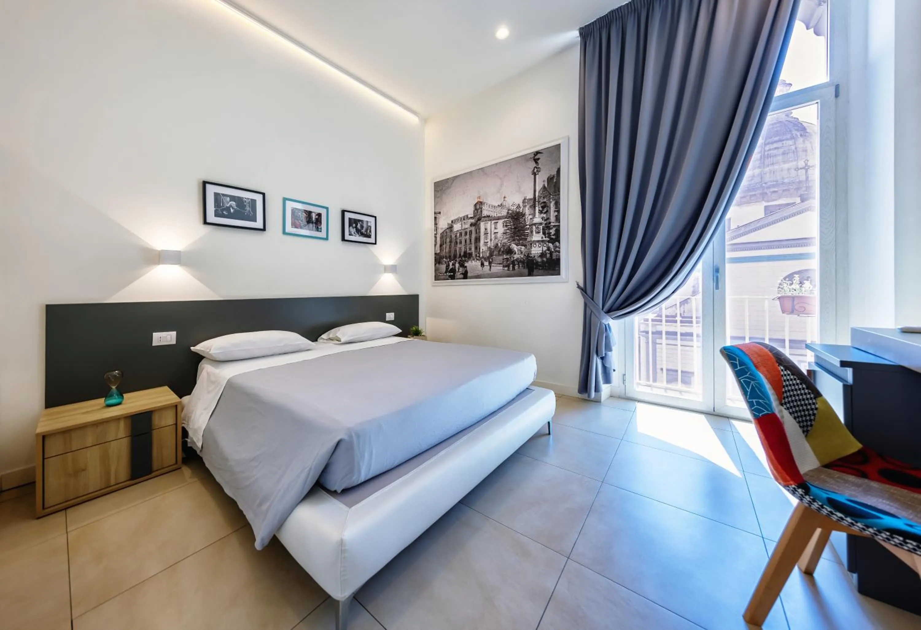 Bedroom, Bed in Napoli Squares Suites