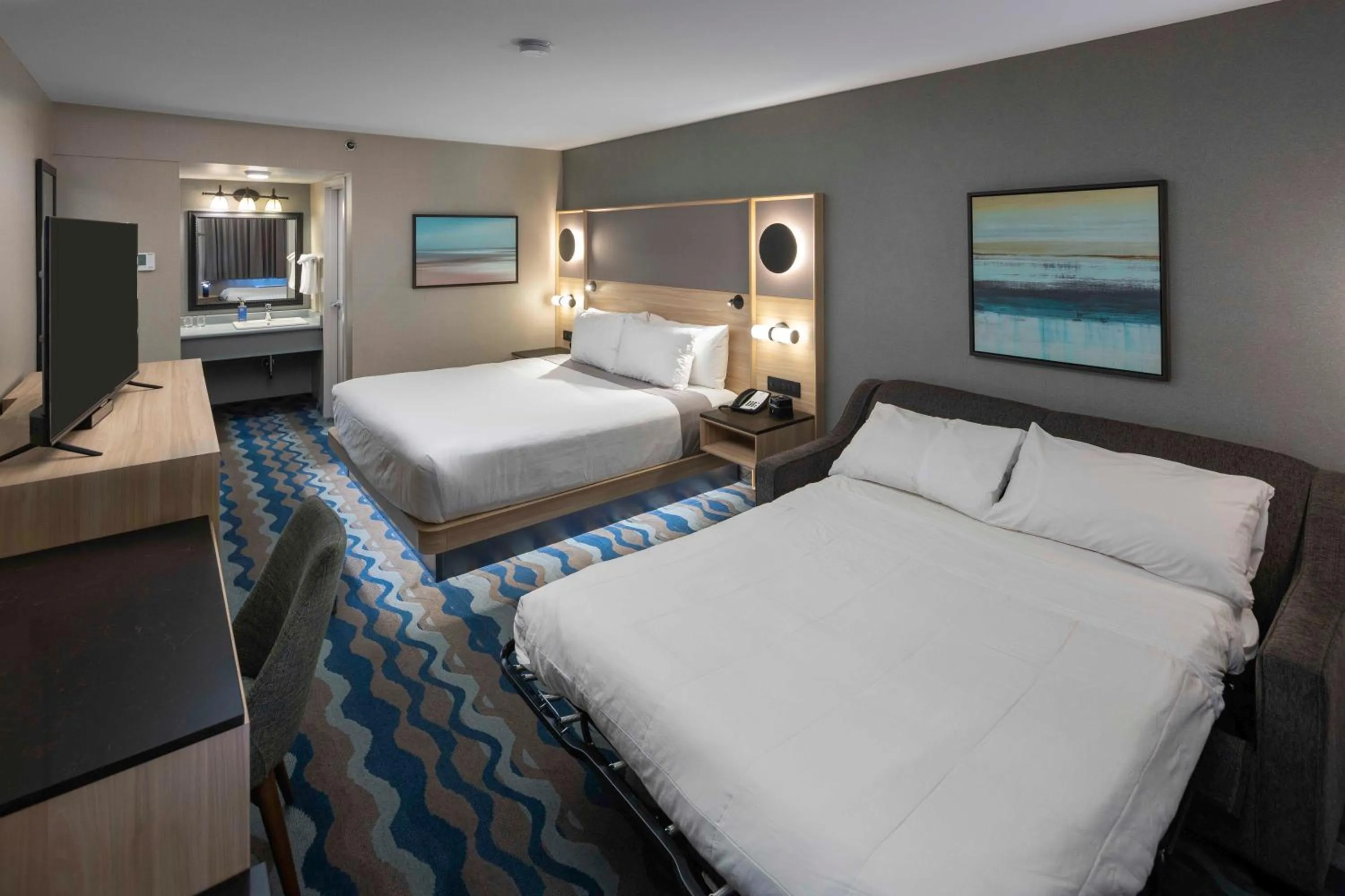 Bed in Accent Inns Victoria