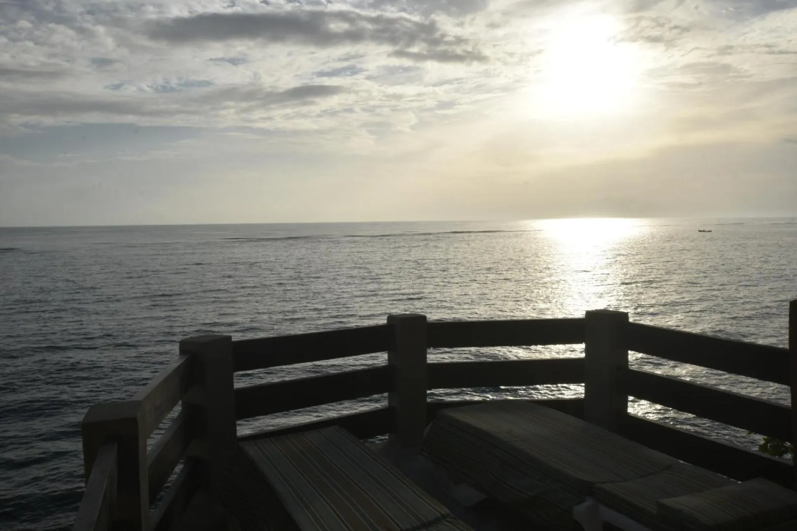 Sunset in Shipwatcher Studio w/Mezzanine