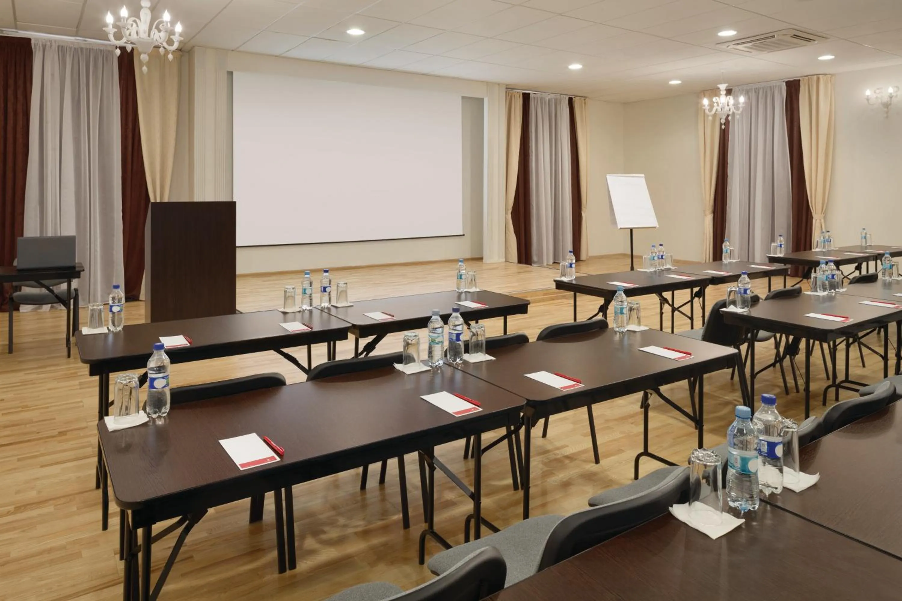 Meeting/conference room in Lviv Ramada Hotel