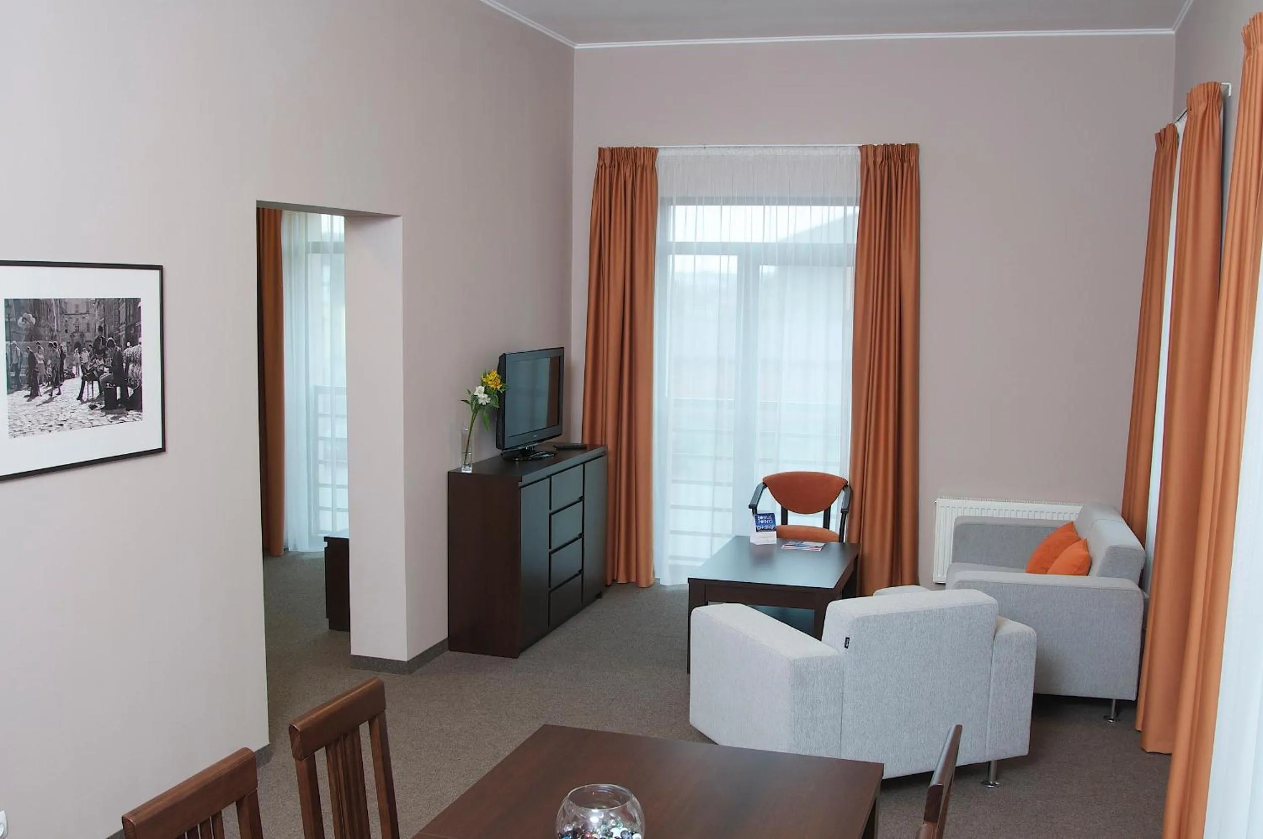 Photo of the whole room in Lviv Ramada Hotel