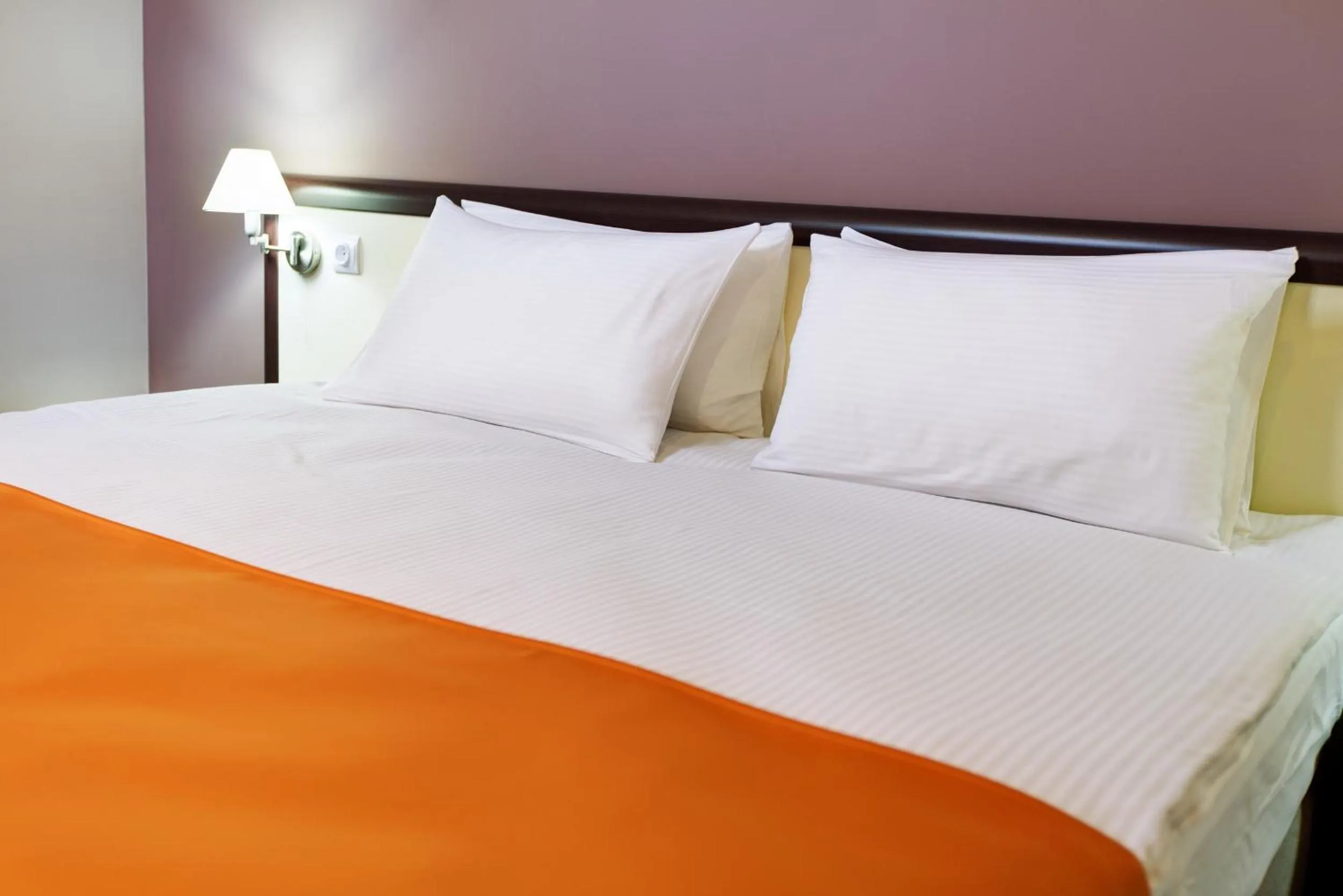 Bed in Lviv Ramada Hotel