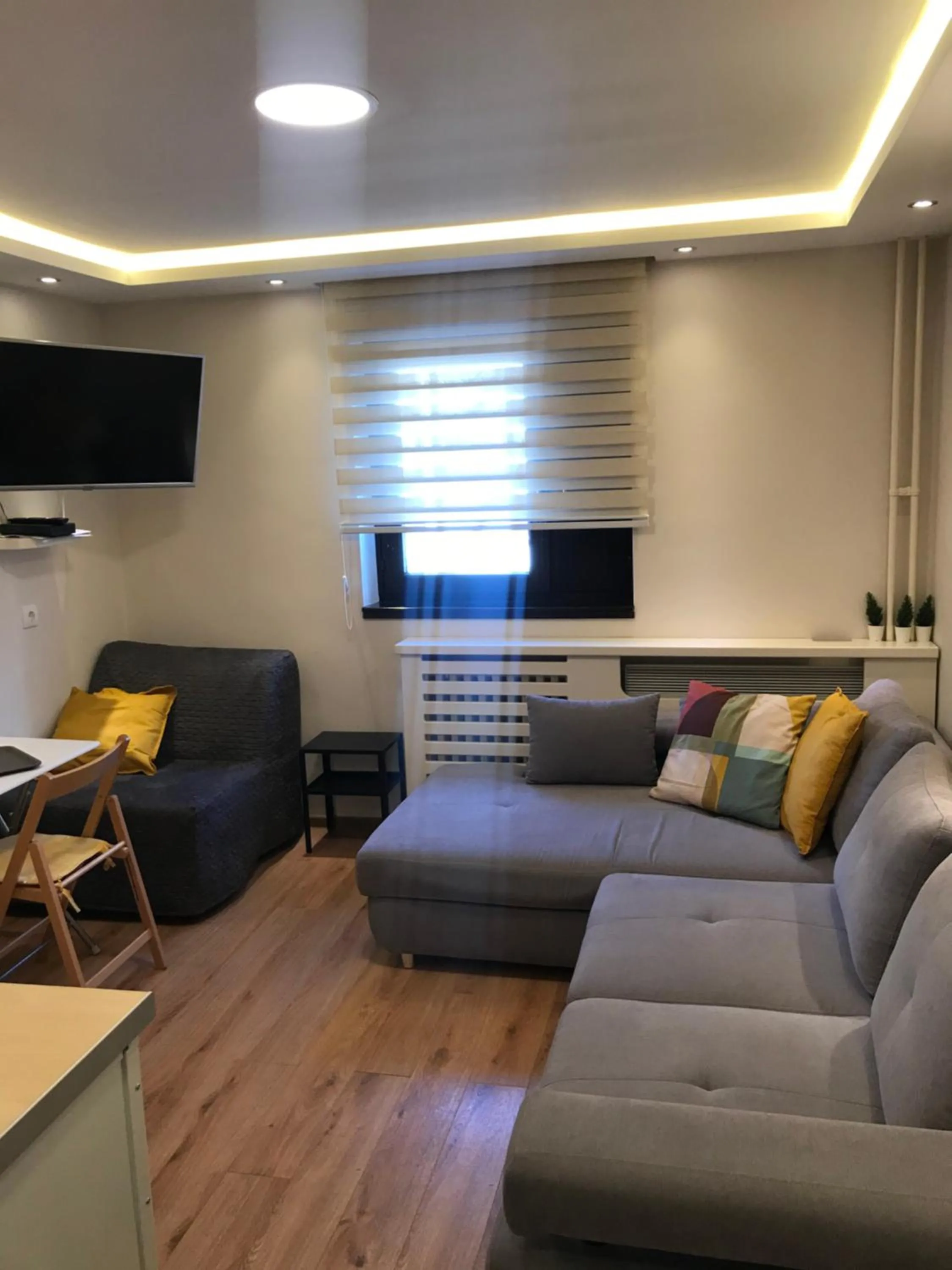 YelaYeti Apartments