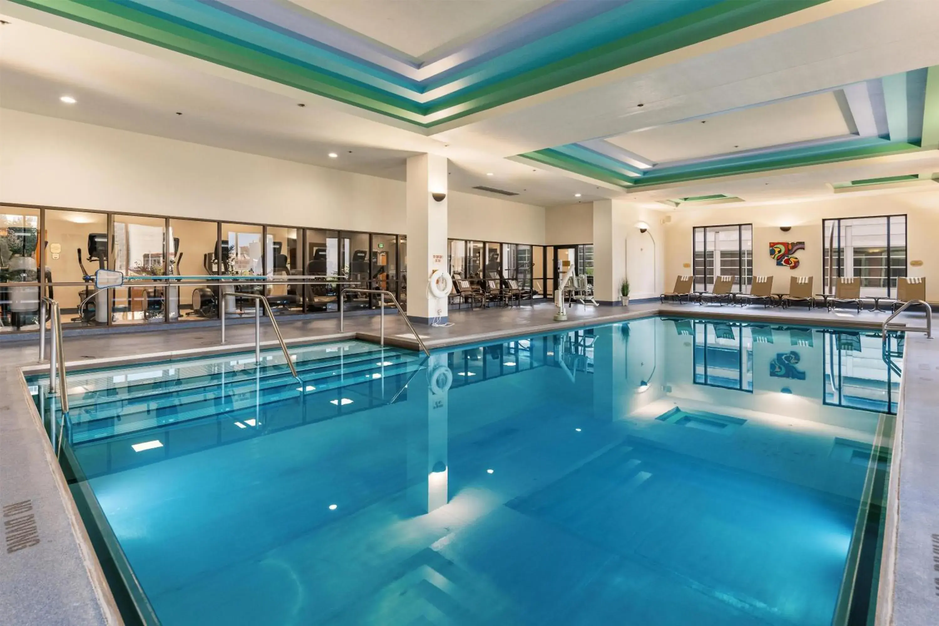 Pool view in Hilton Minneapolis Pool view in Hilton Minneapolis