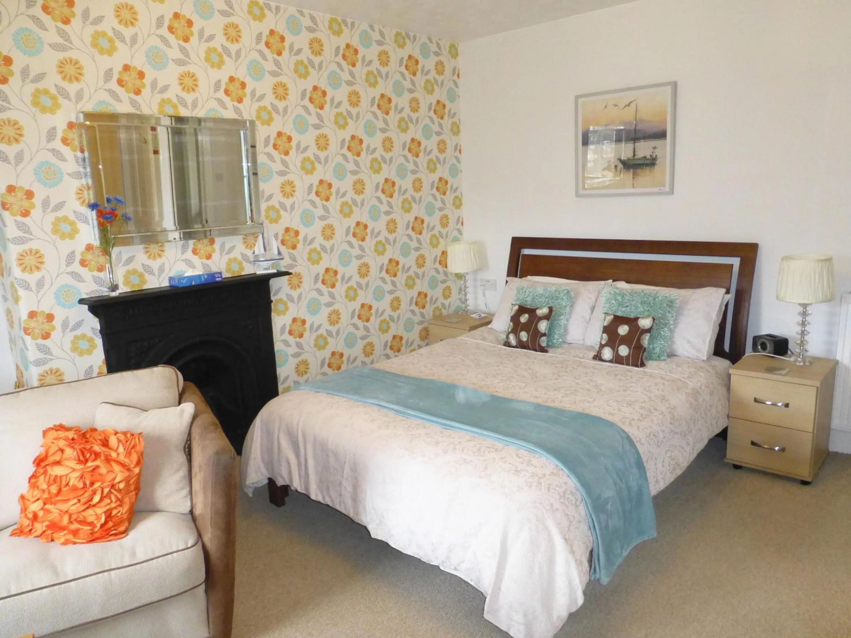 Bedroom, Bed in Bryn Derwen Guest House