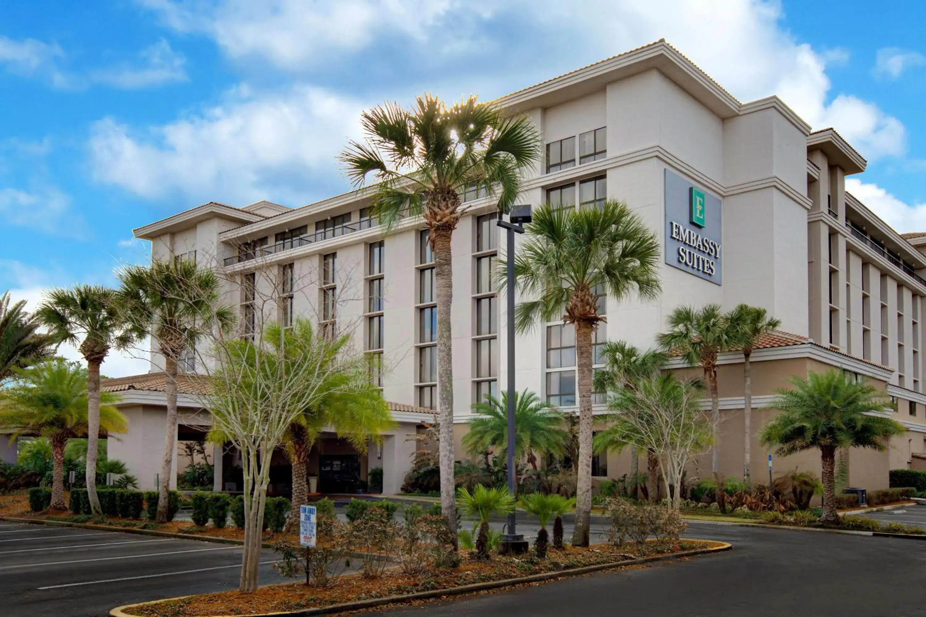 Property building in Embassy Suites by Hilton Jacksonville Baymeadows Property building in Embassy Suites by Hilton Jacksonville Baymeadows