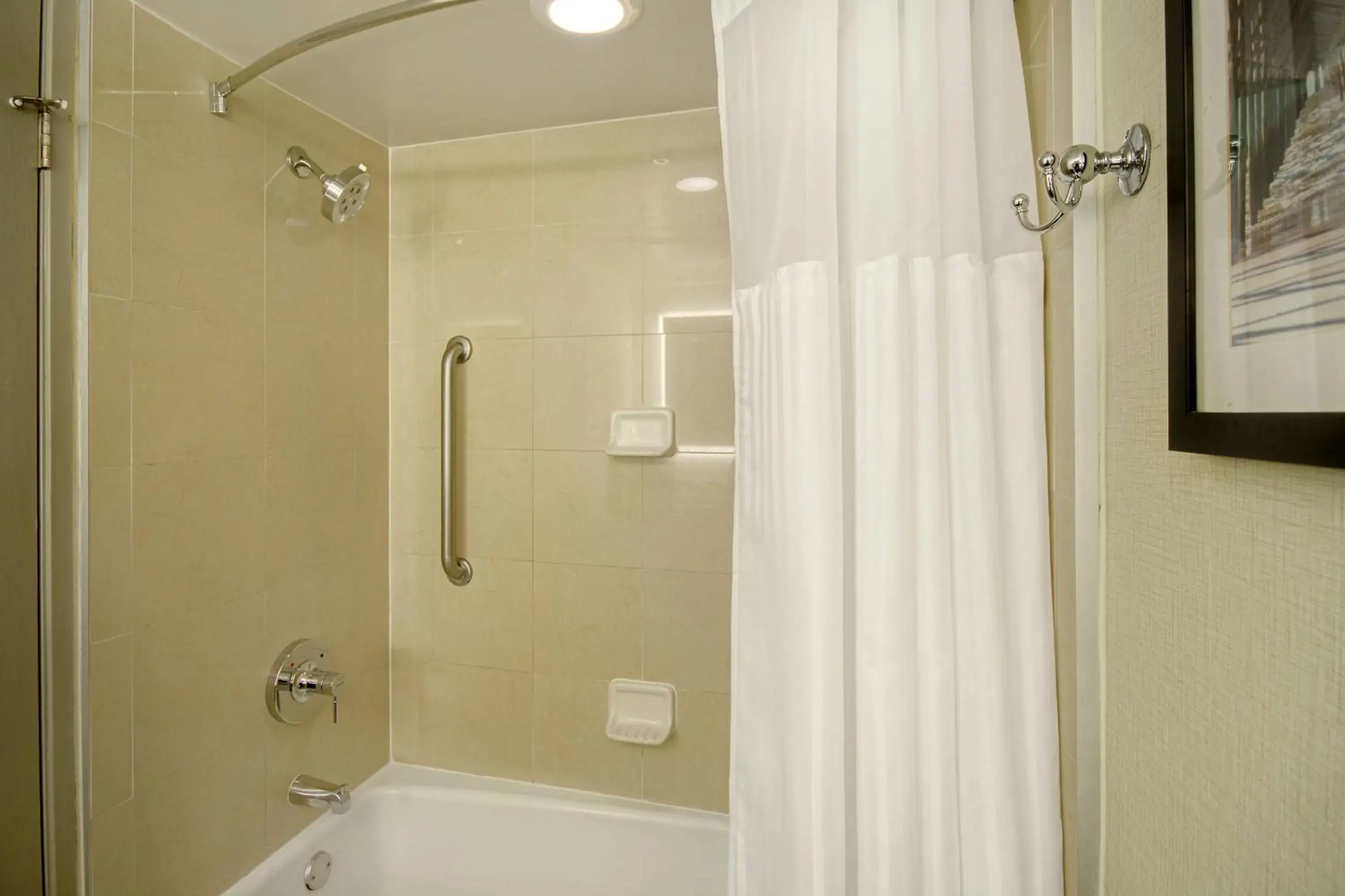 Bathroom in Embassy Suites by Hilton Jacksonville Baymeadows Bathroom in Embassy Suites by Hilton Jacksonville Baymeadows