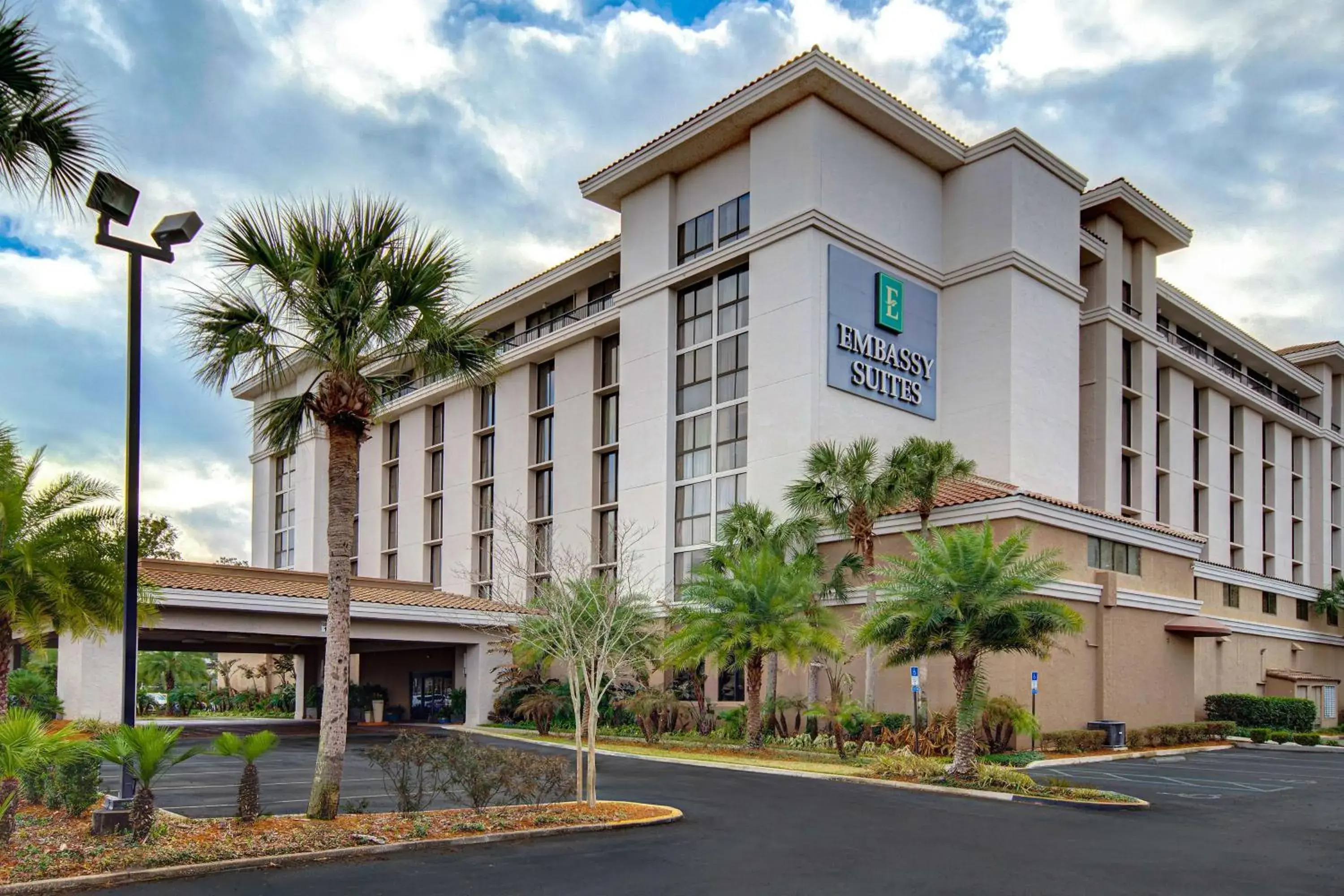 Property building in Embassy Suites by Hilton Jacksonville Baymeadows Property building in Embassy Suites by Hilton Jacksonville Baymeadows
