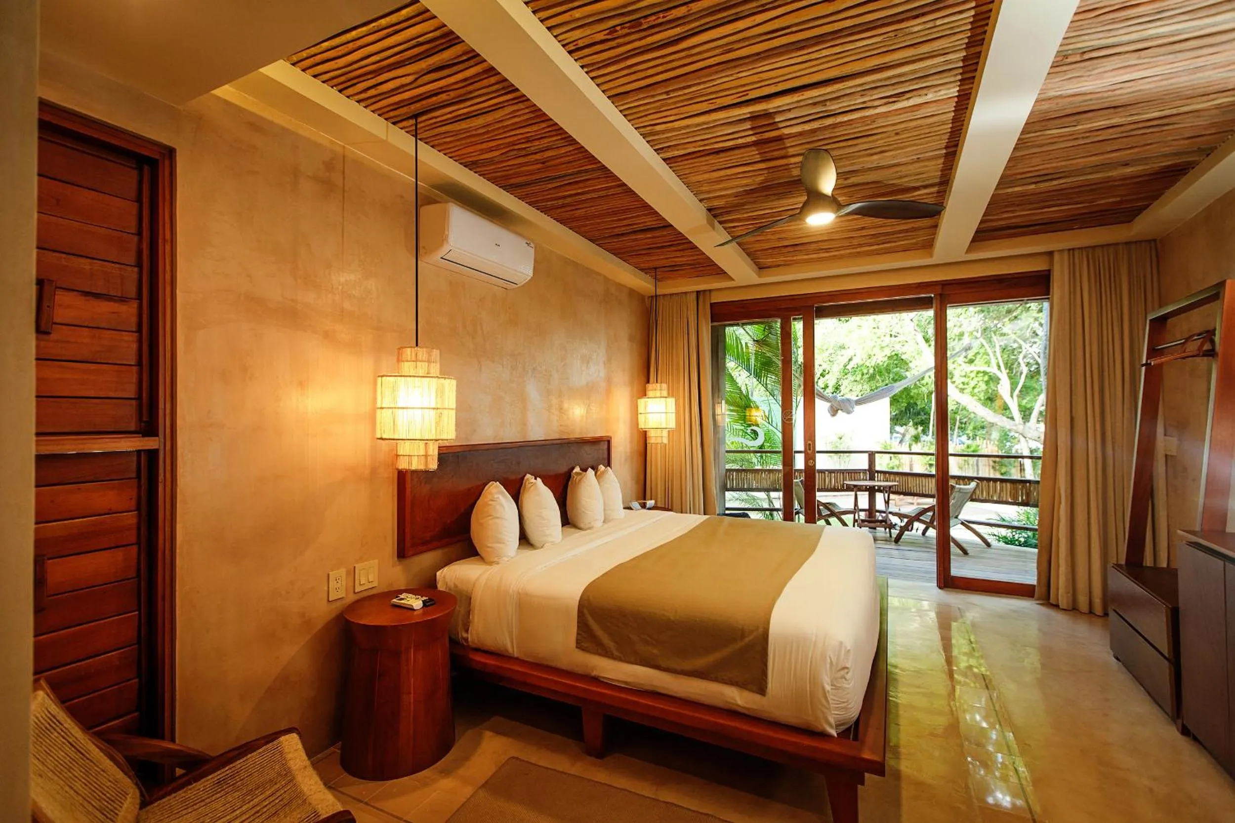 Bedroom, Bed in Hotel Carolina Bacalar