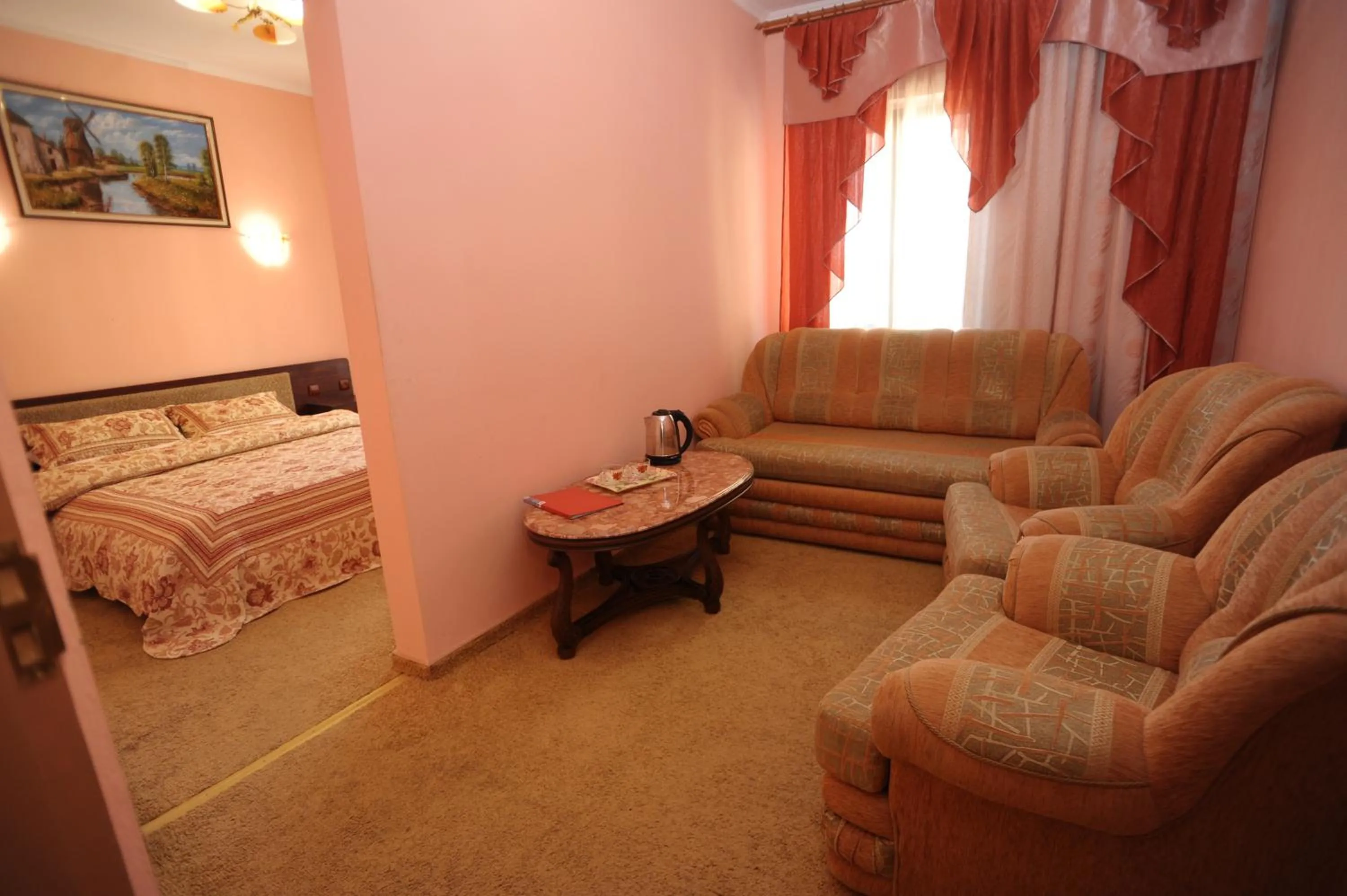 Communal lounge/ TV room in Hotel Star