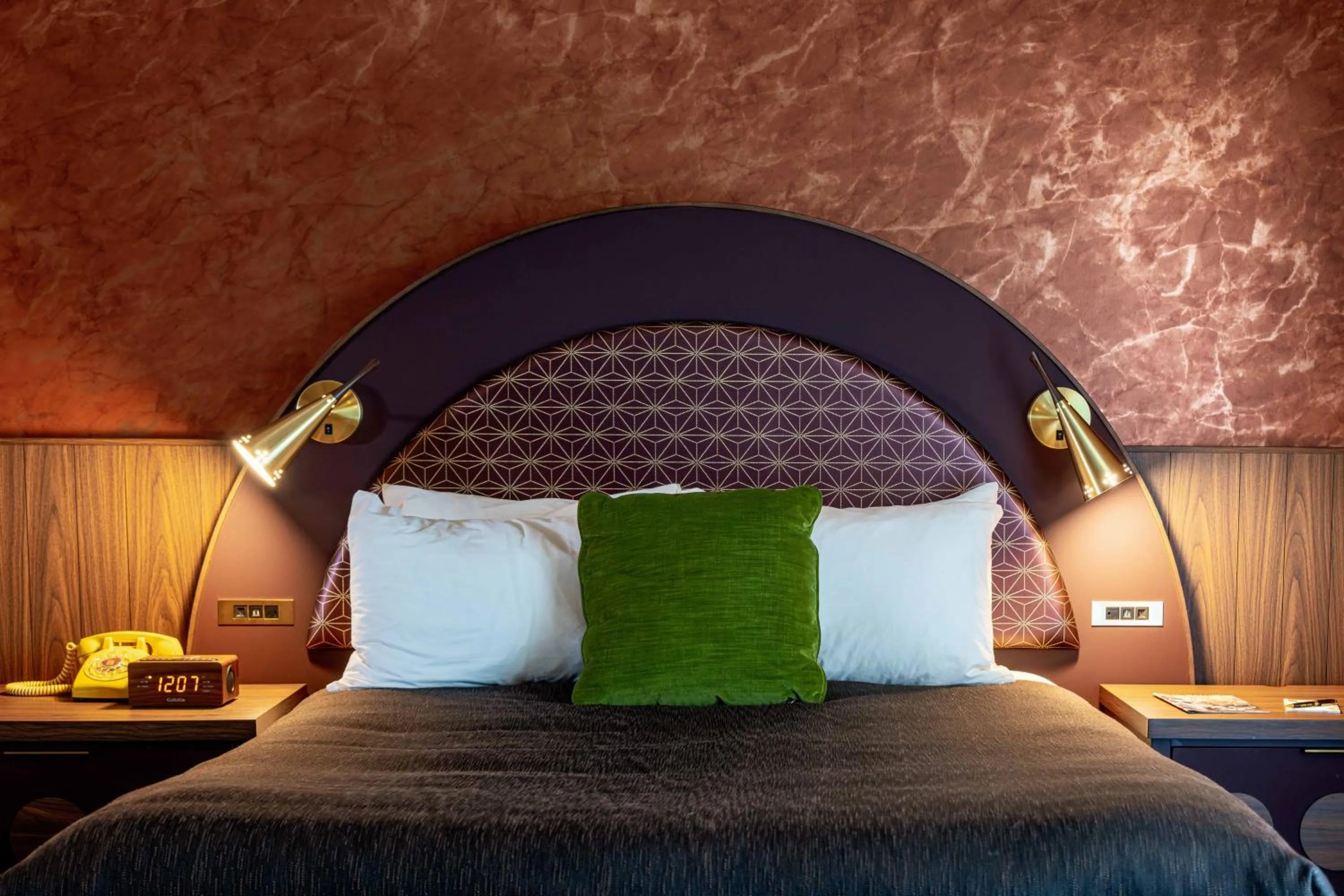 Bed in Hotel Zed Victoria