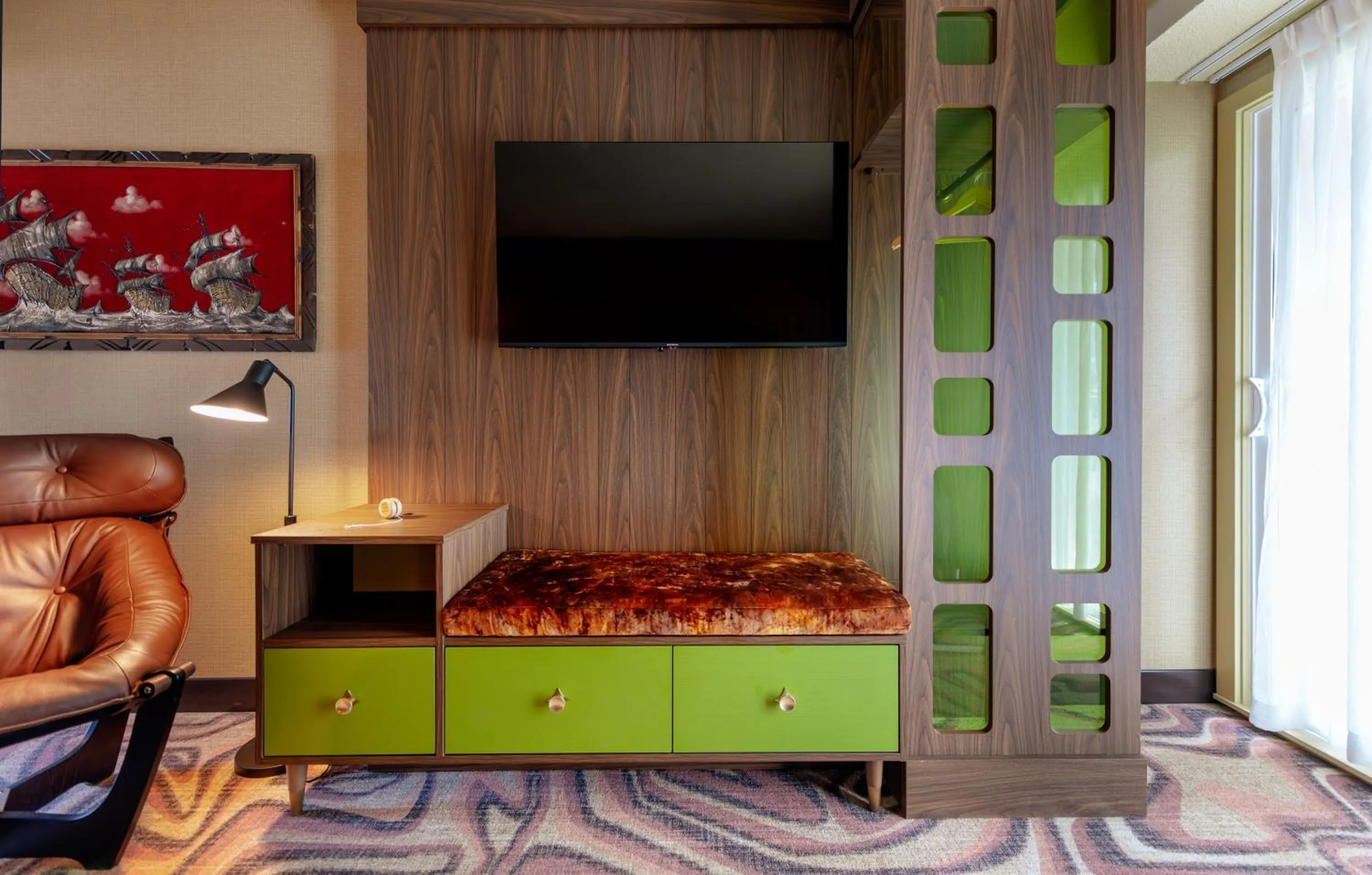 TV and multimedia, Bed in Hotel Zed Victoria