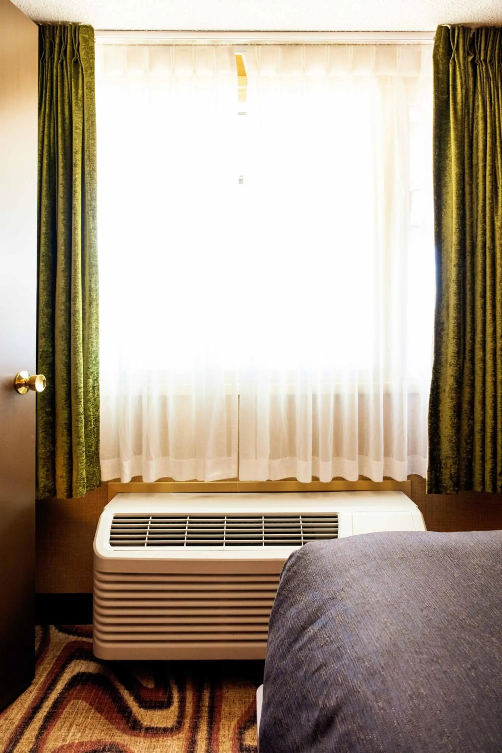 Bed in Hotel Zed Victoria