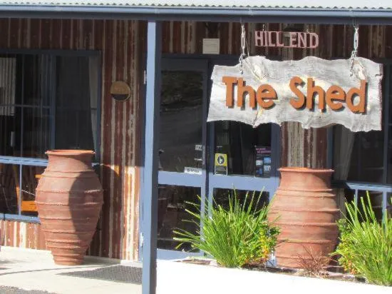 Property building in Hill End Lodge