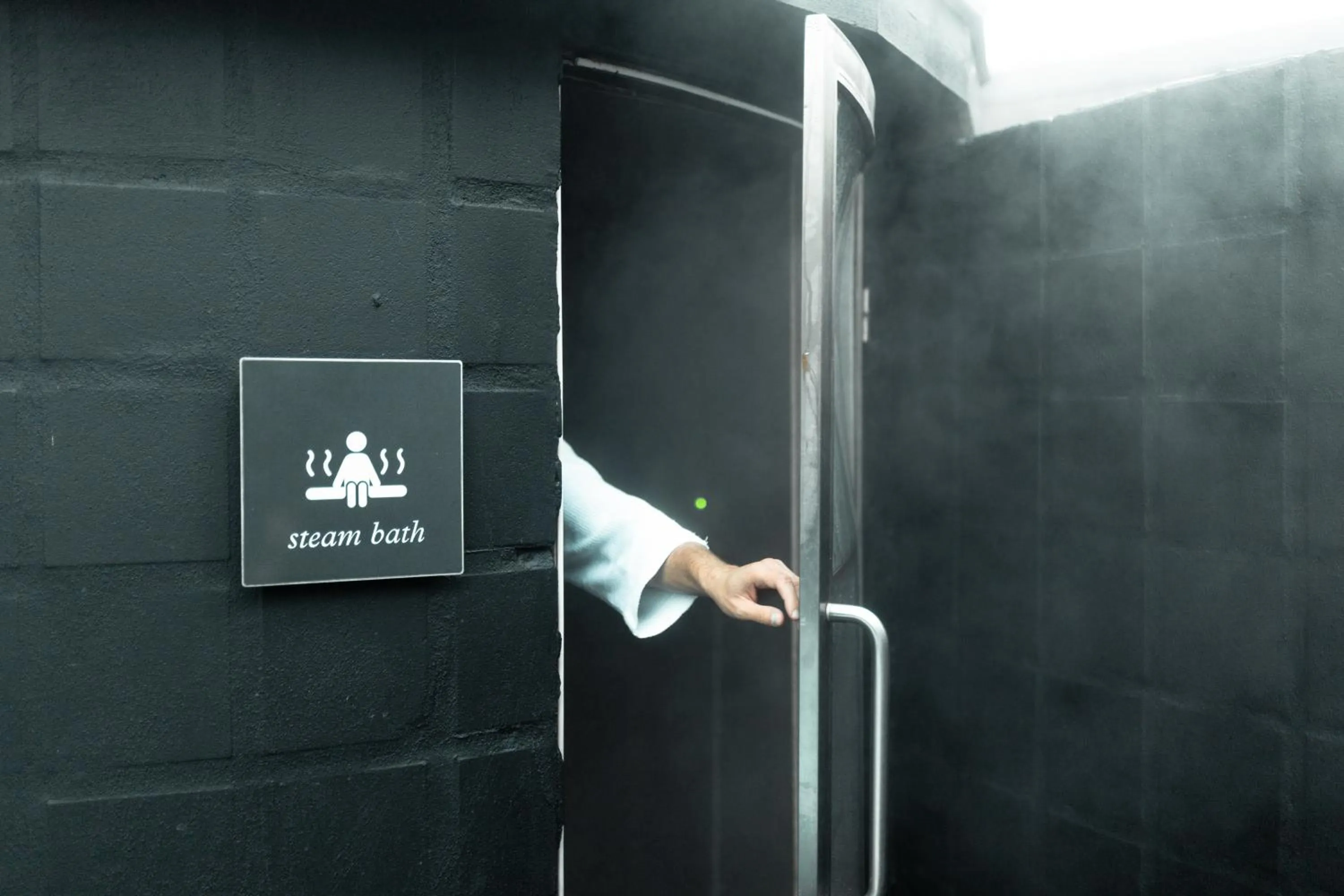 Steam room in INNI - Boutique apartments