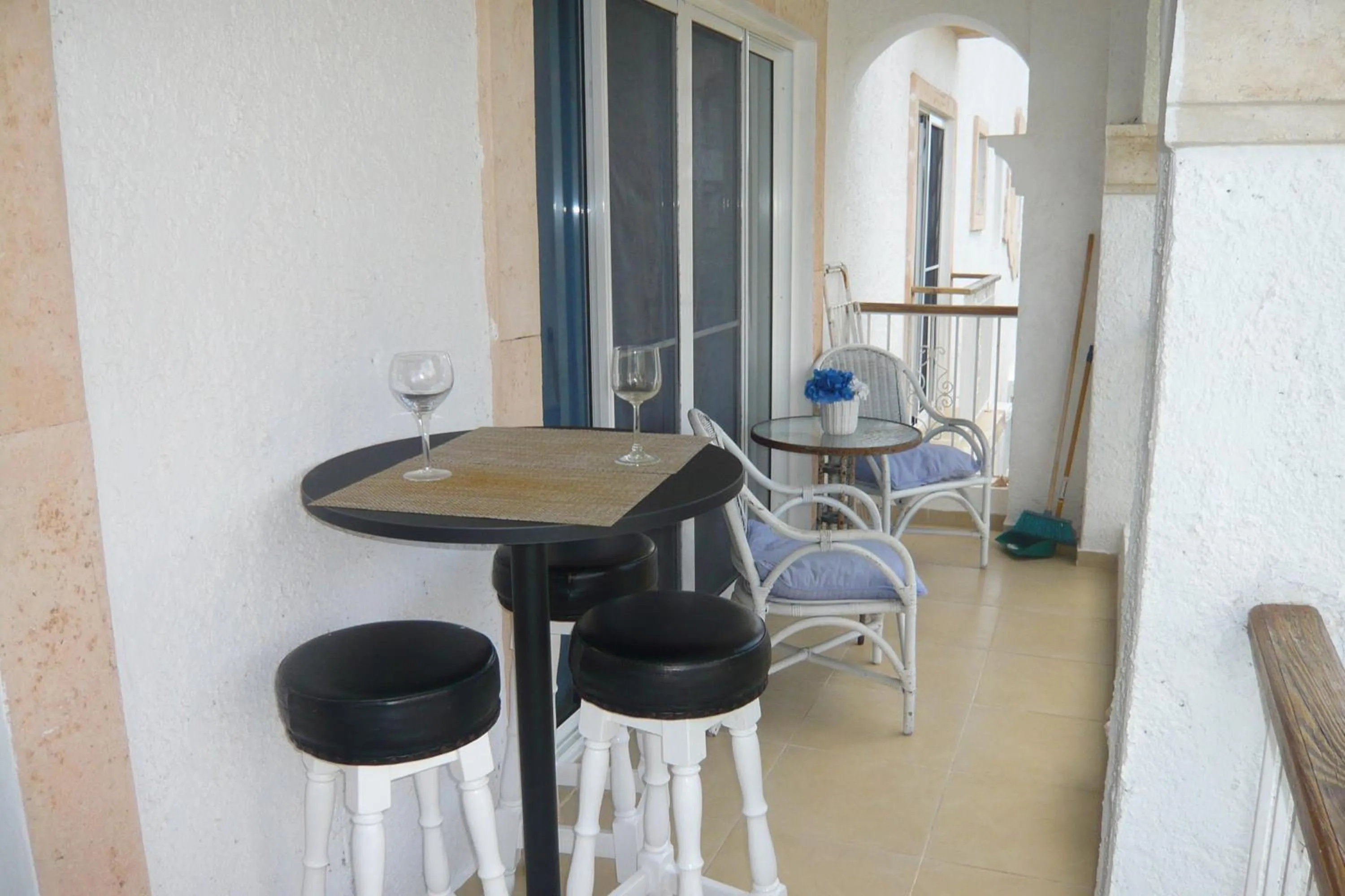 Cadaques Caribe Boulevard Dominicus Americanus Carretera a Bayahibe Vel 206