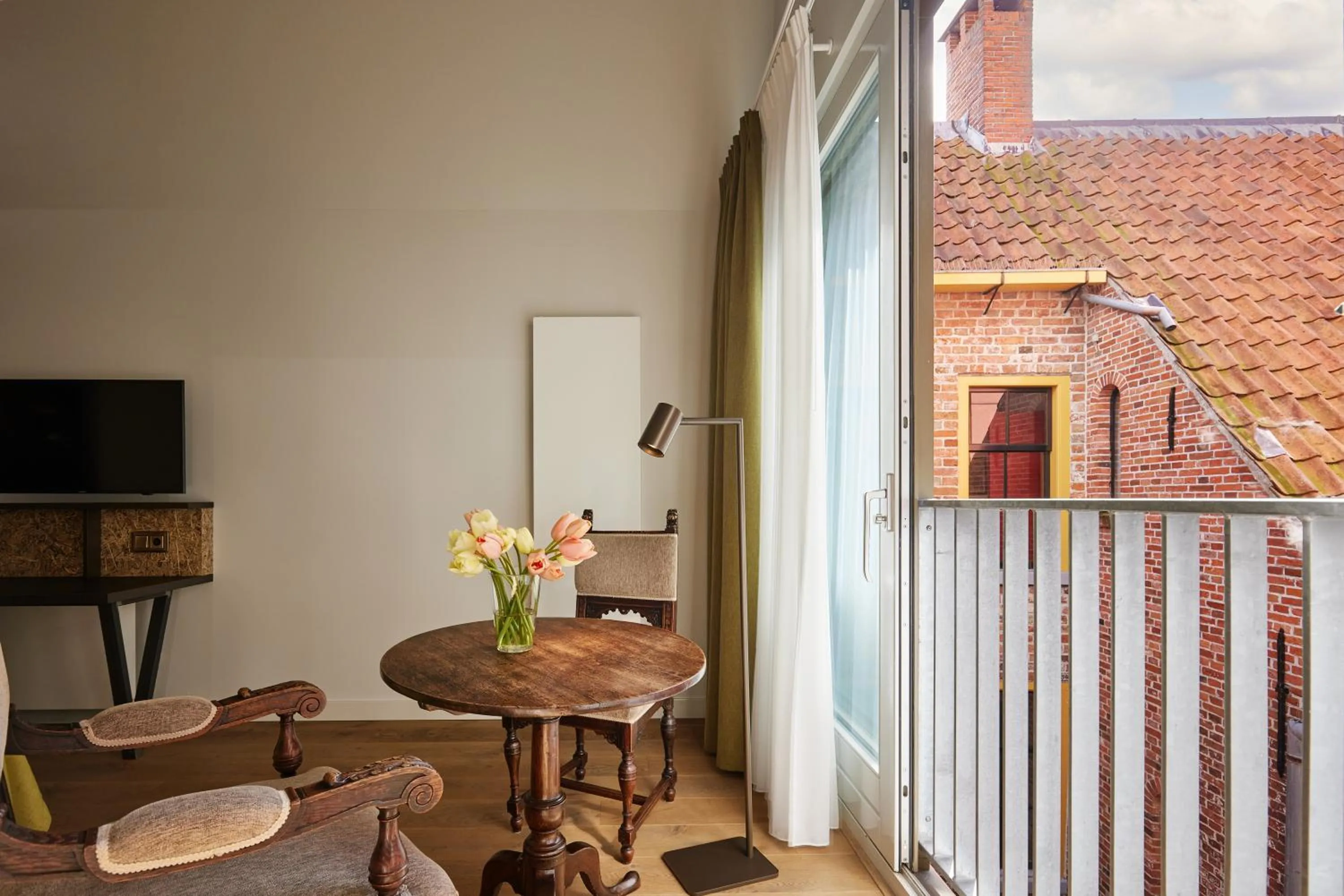 TV and multimedia in Hotel Miss Blanche