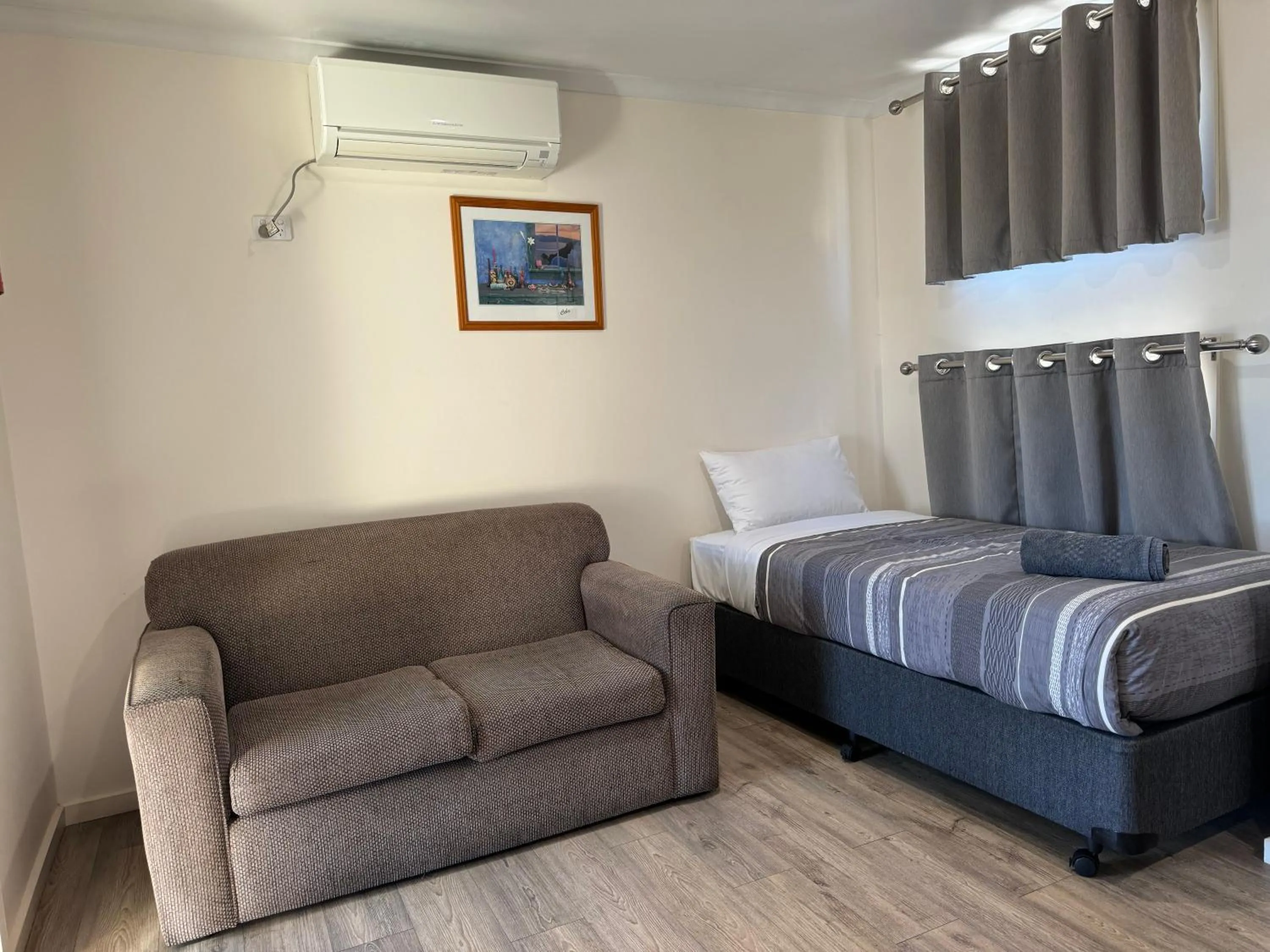 Bed in Paringa Caravan Park