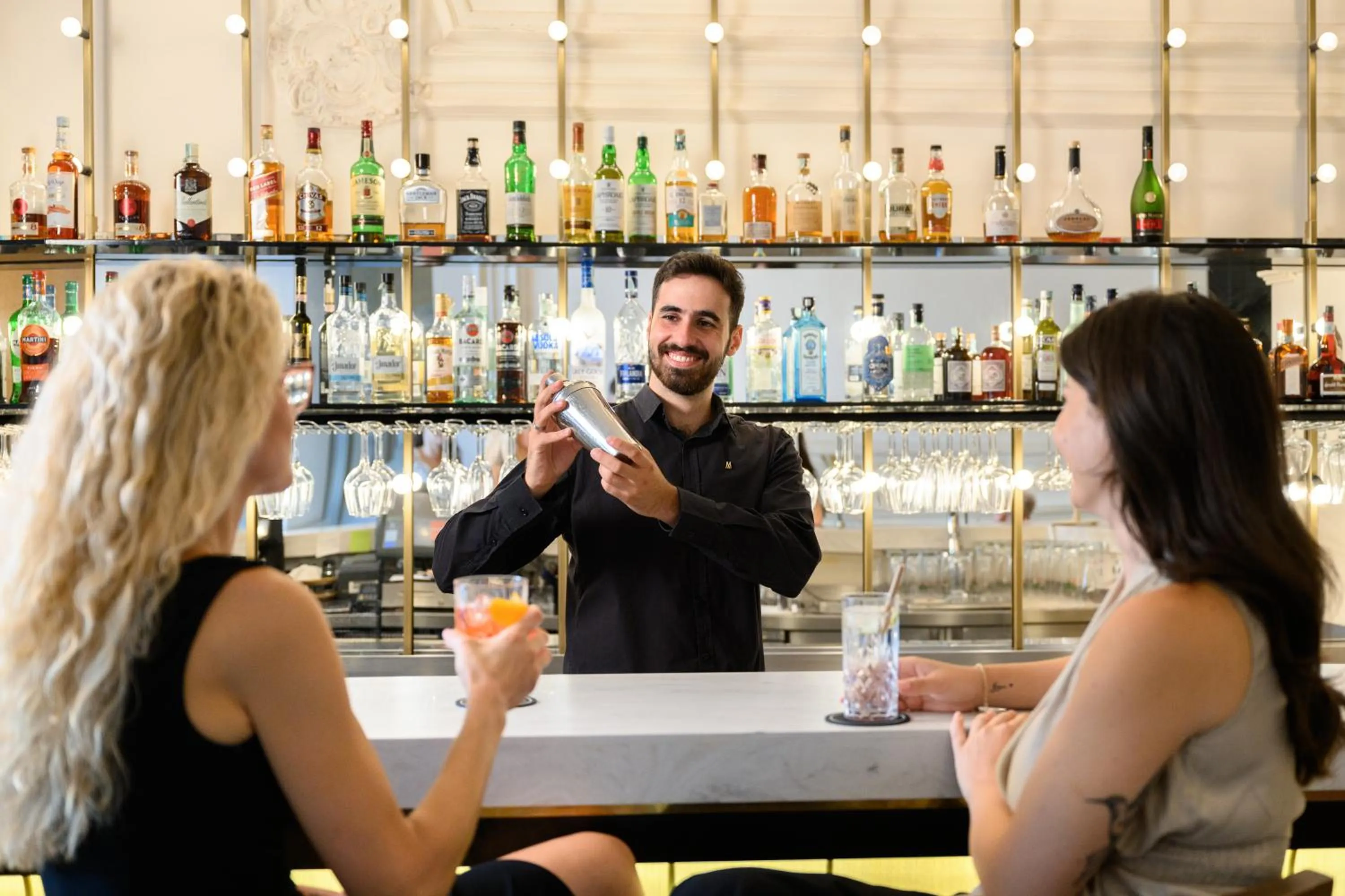 Lounge or bar in Nemzeti Hotel Budapest - MGallery Collection