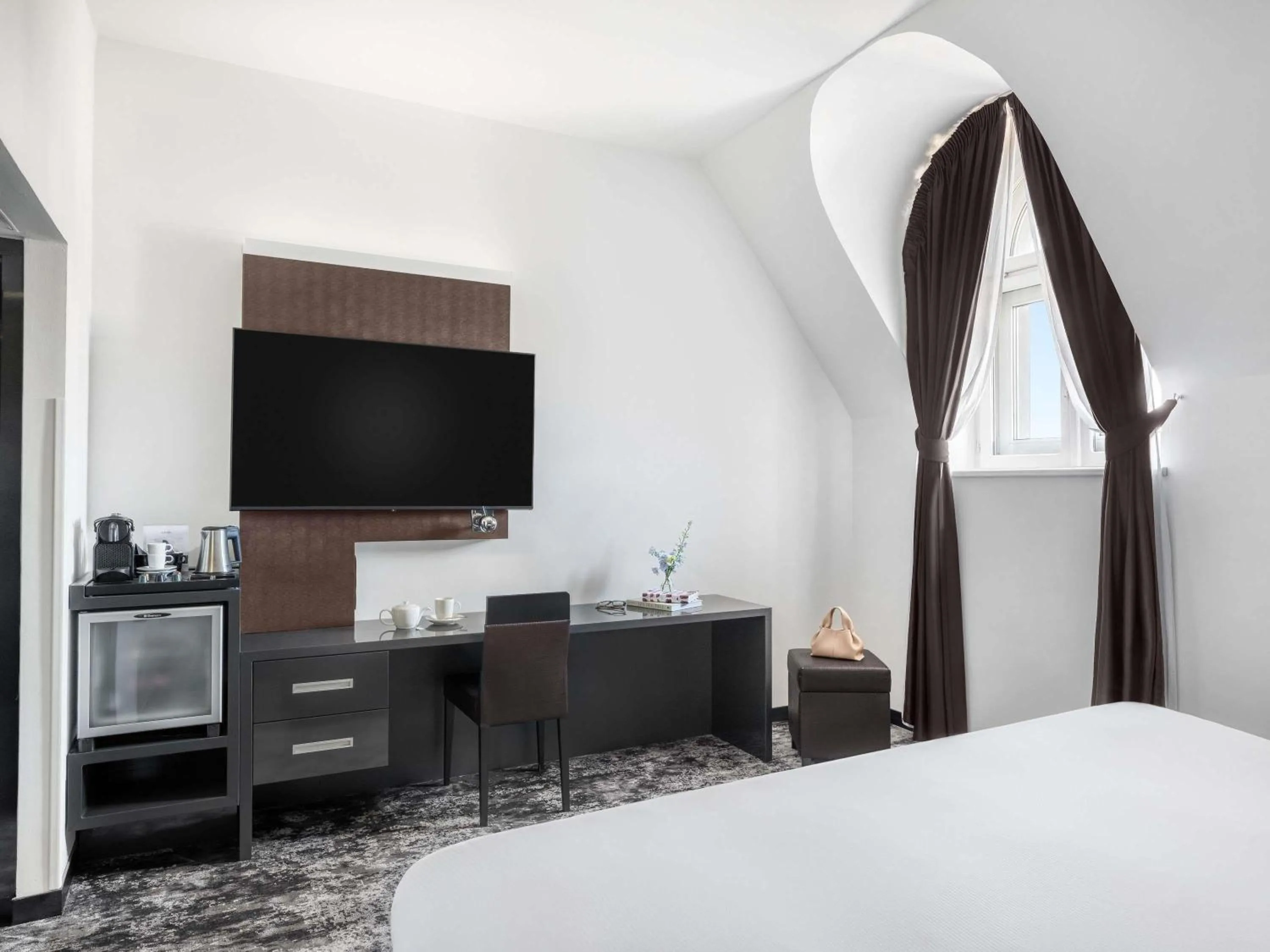 Bedroom, Bed in Nemzeti Hotel Budapest - MGallery Collection
