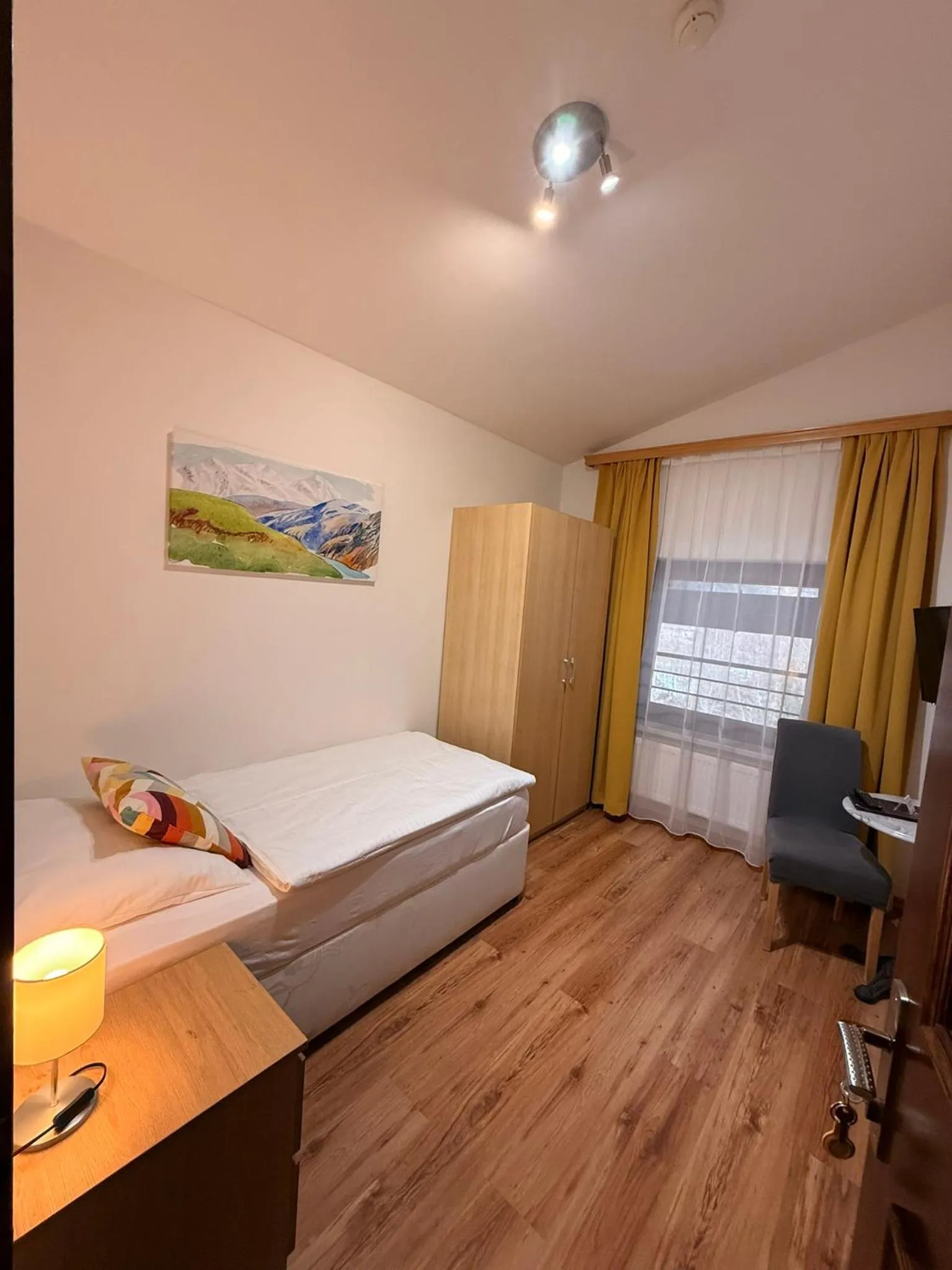 Photo of the whole room, Bed in Hotel HAAS