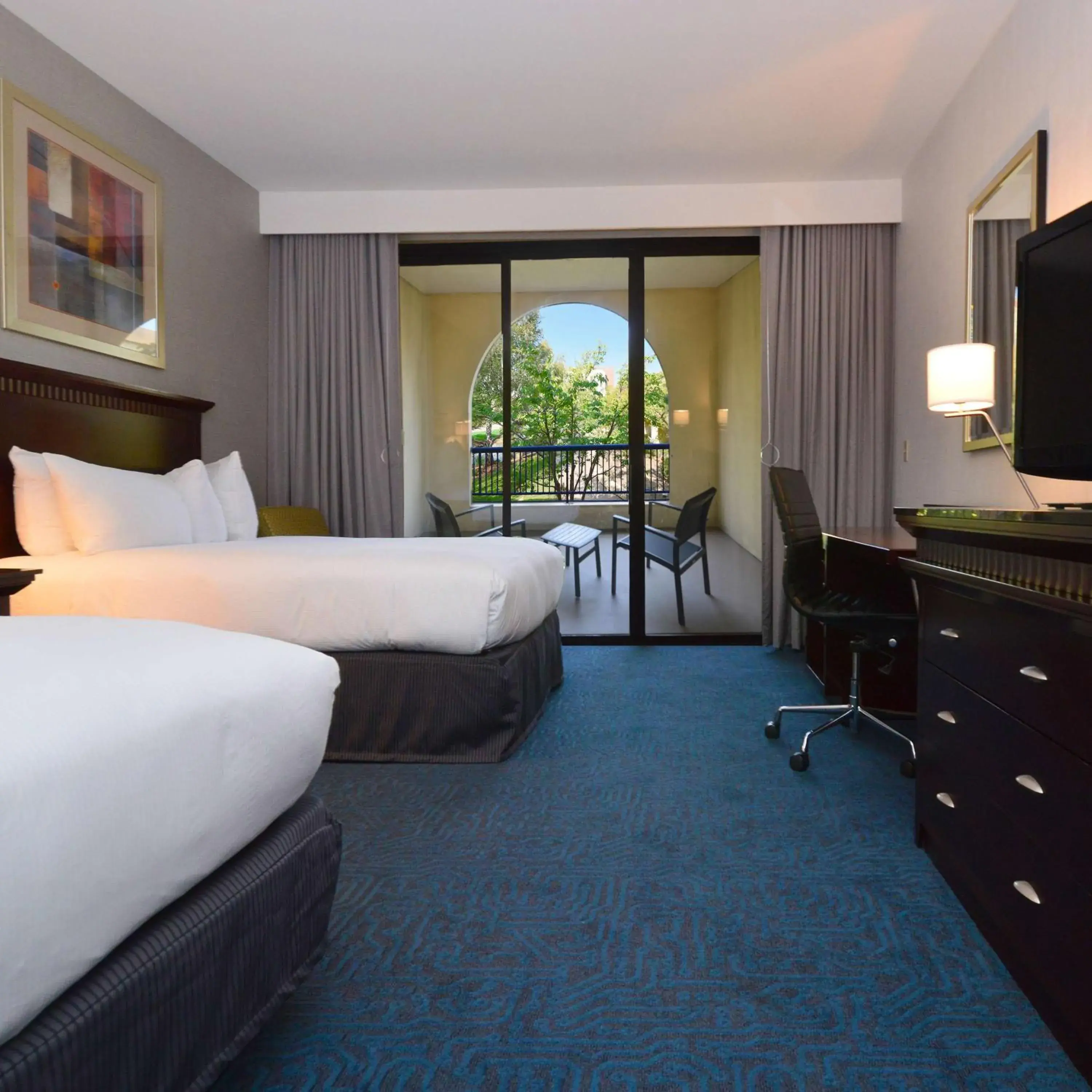 Bed in DoubleTree by Hilton Newark-Fremont Bed in DoubleTree by Hilton Newark-Fremont