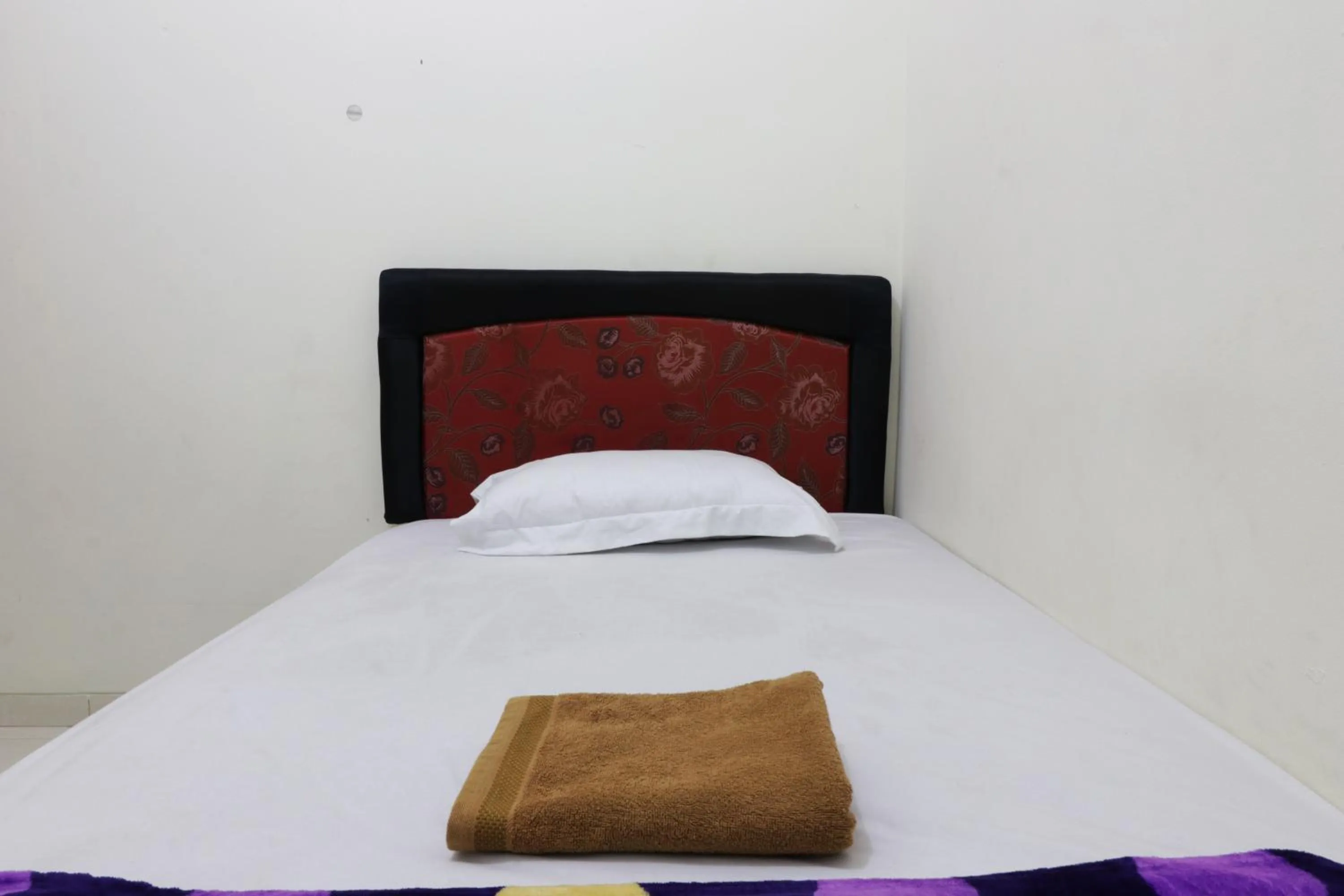 Bedroom, Bed in Wisma Lamida 2 Syariah