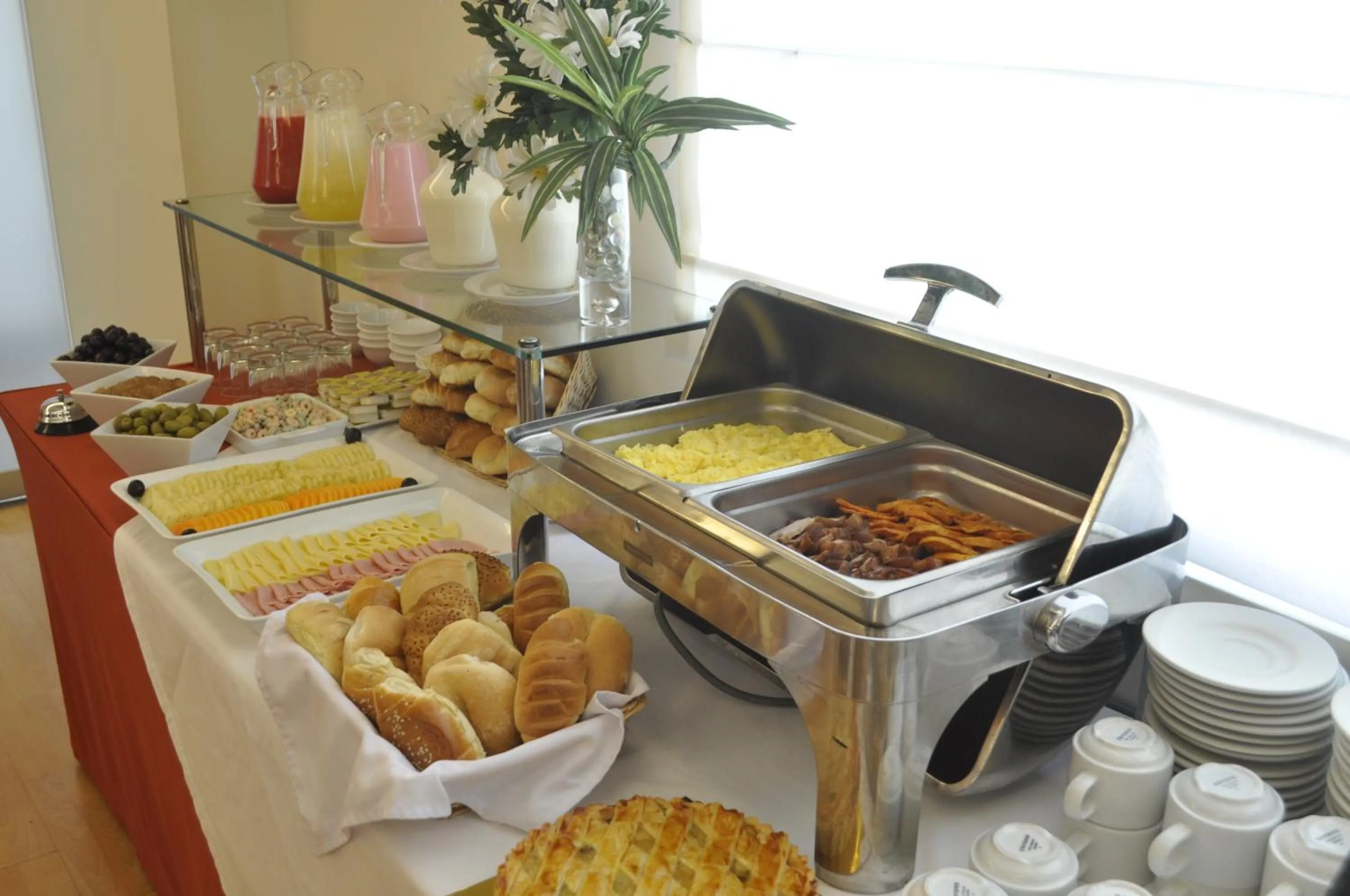 Buffet breakfast in Qorianka Hotel