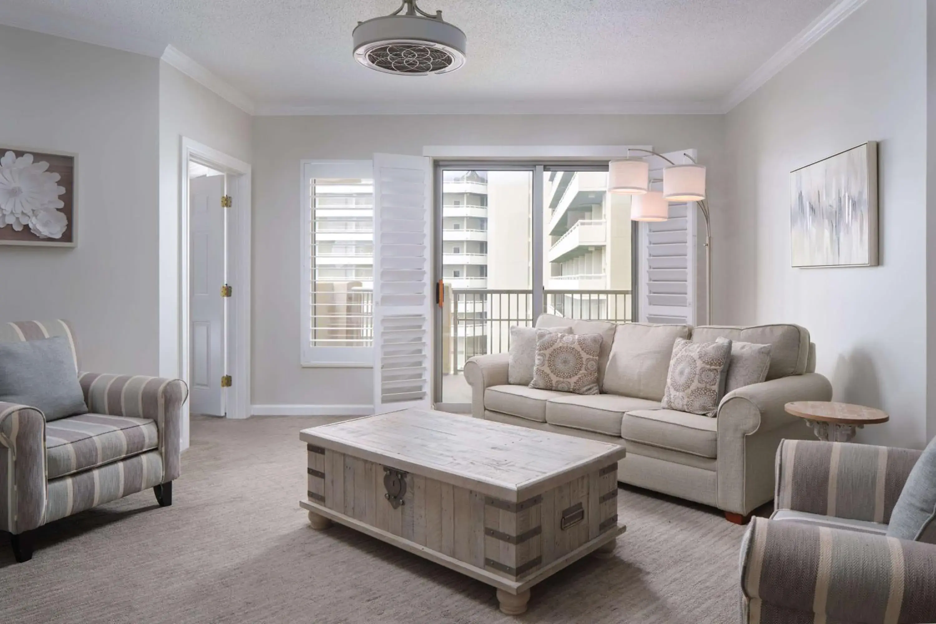 Living room in Royale Palms Condominiums Living room in Royale Palms Condominiums