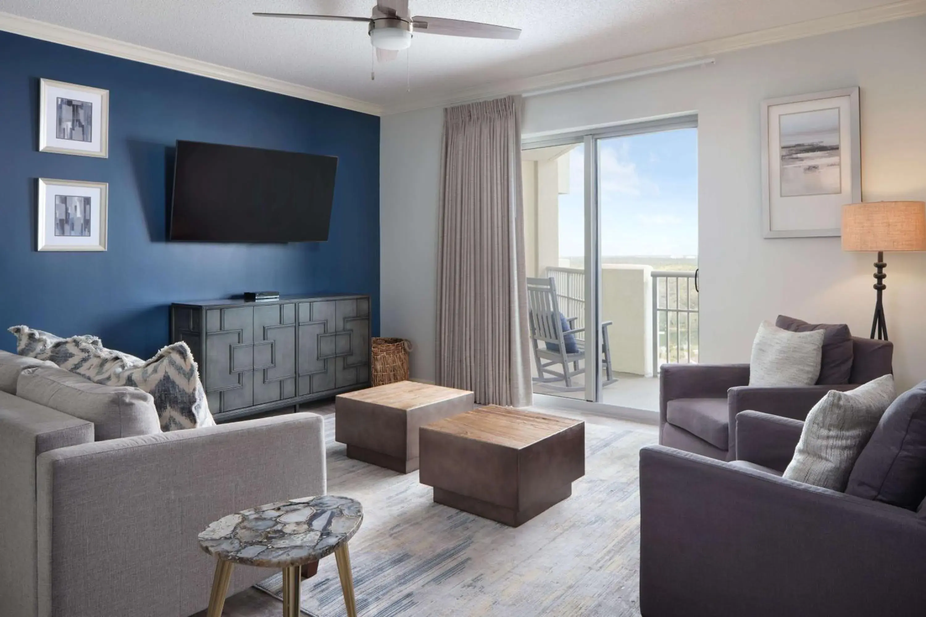 Living room in Royale Palms Condominiums Living room in Royale Palms Condominiums