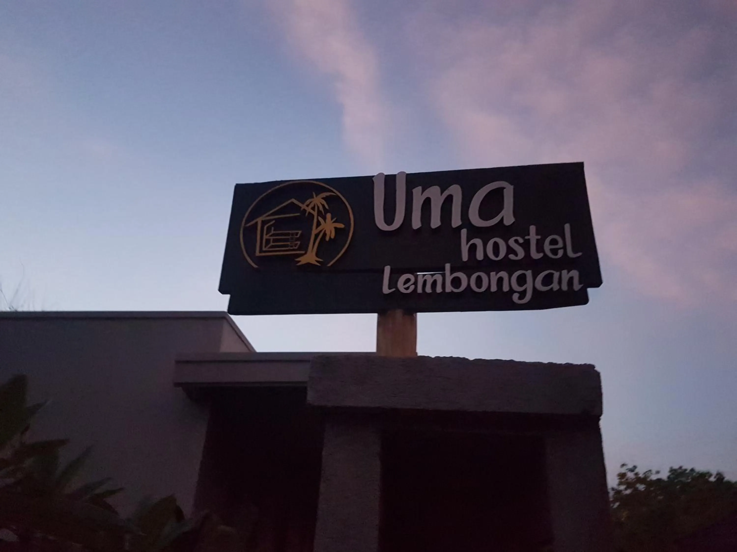 Property logo or sign in Uma Hostel Lembongan