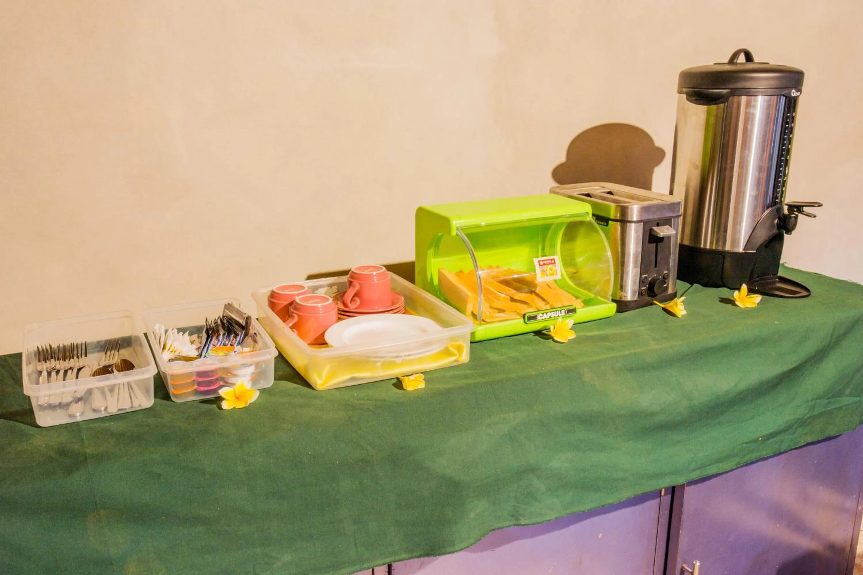 Breakfast in Uma Hostel Lembongan