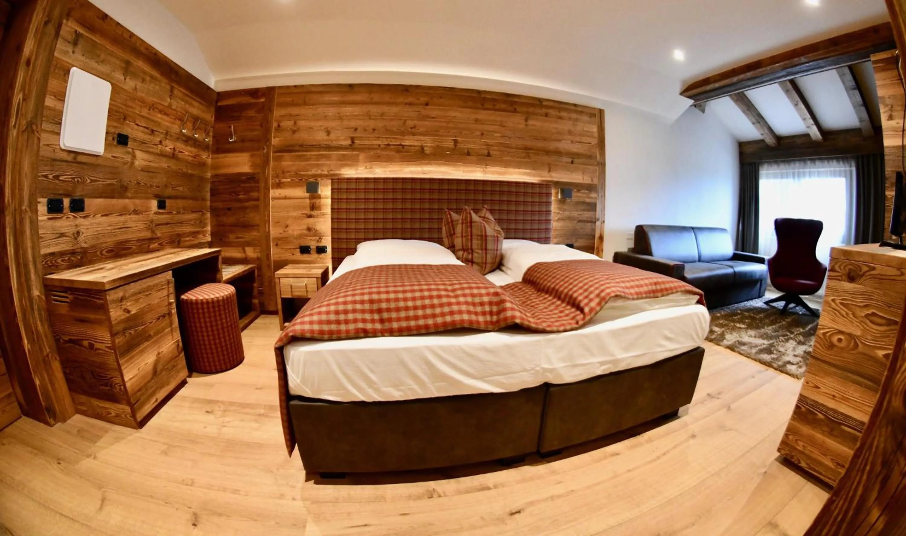 Bedroom, Bed in Hotel Alpenrose Wellness