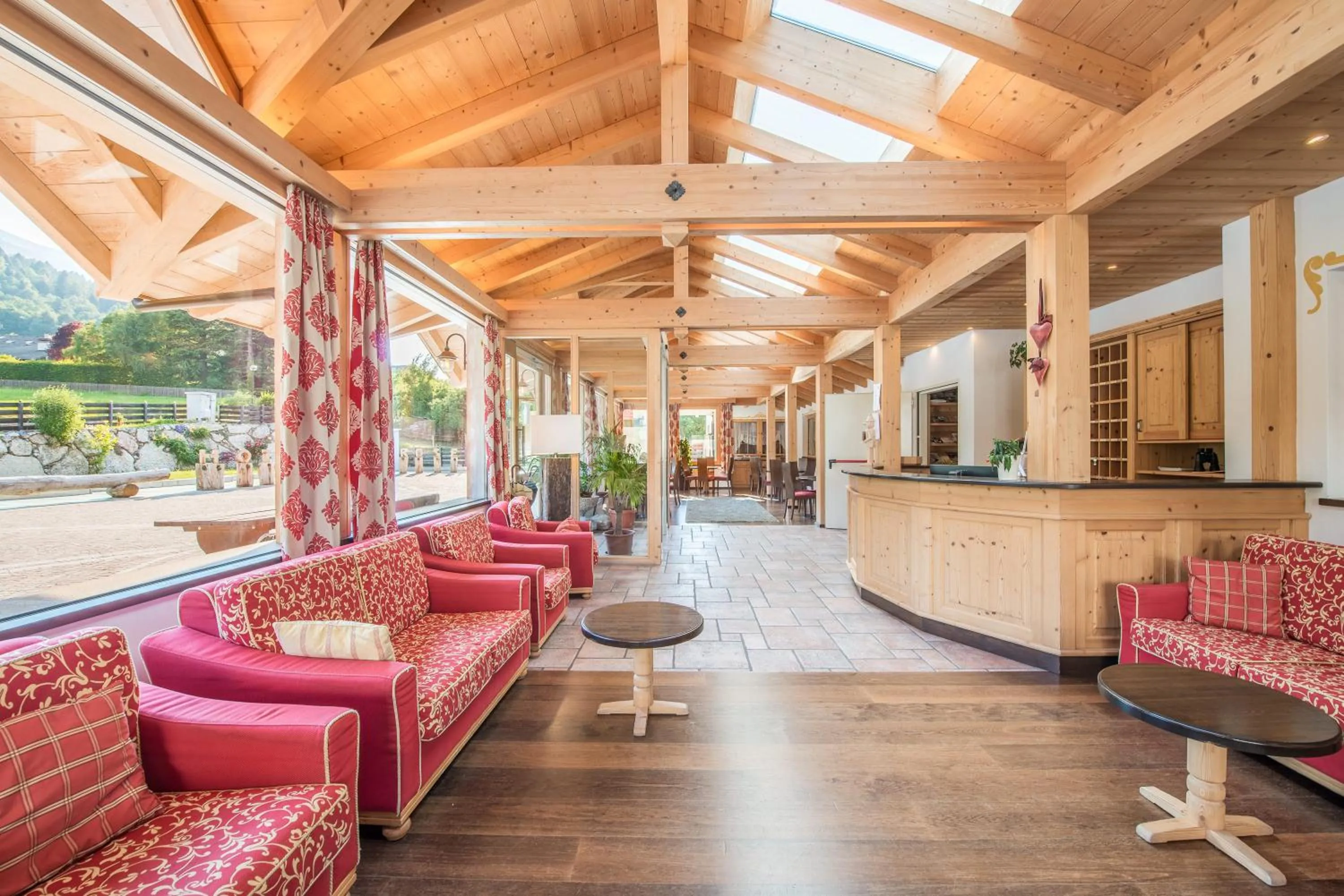 Lobby or reception in Hotel Alpenrose Wellness