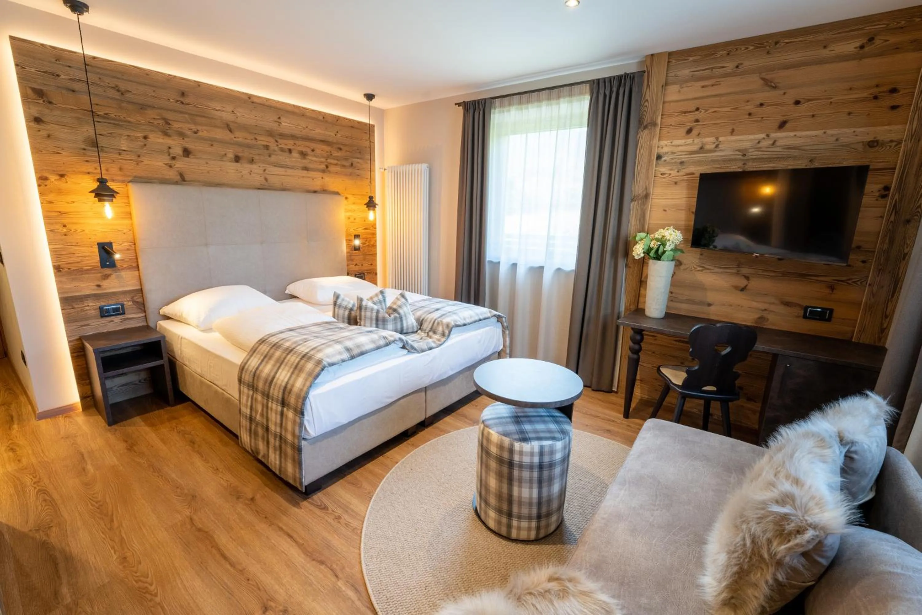 Bedroom, Bed in Hotel Alpenrose Wellness