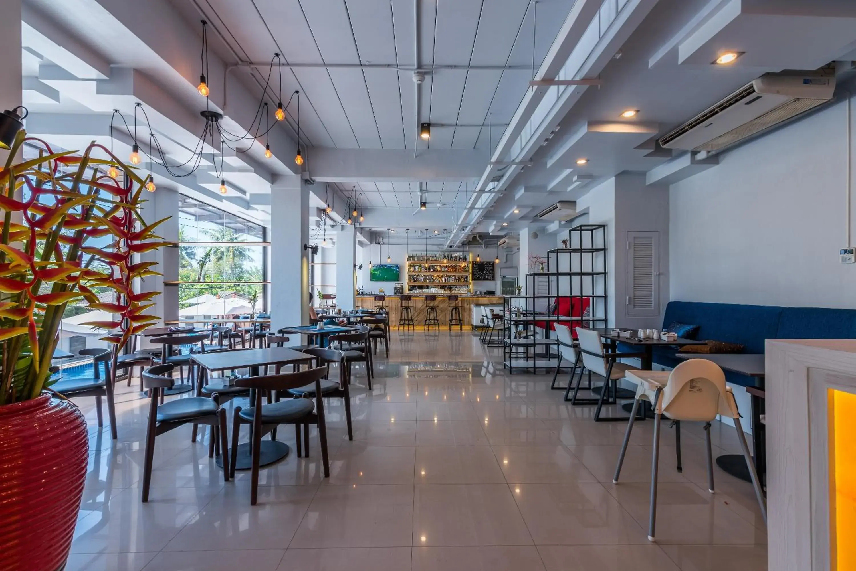 Restaurant/places to eat in Maikhao Hotel, Phuket Restaurant/places to eat in Maikhao Hotel, Phuket