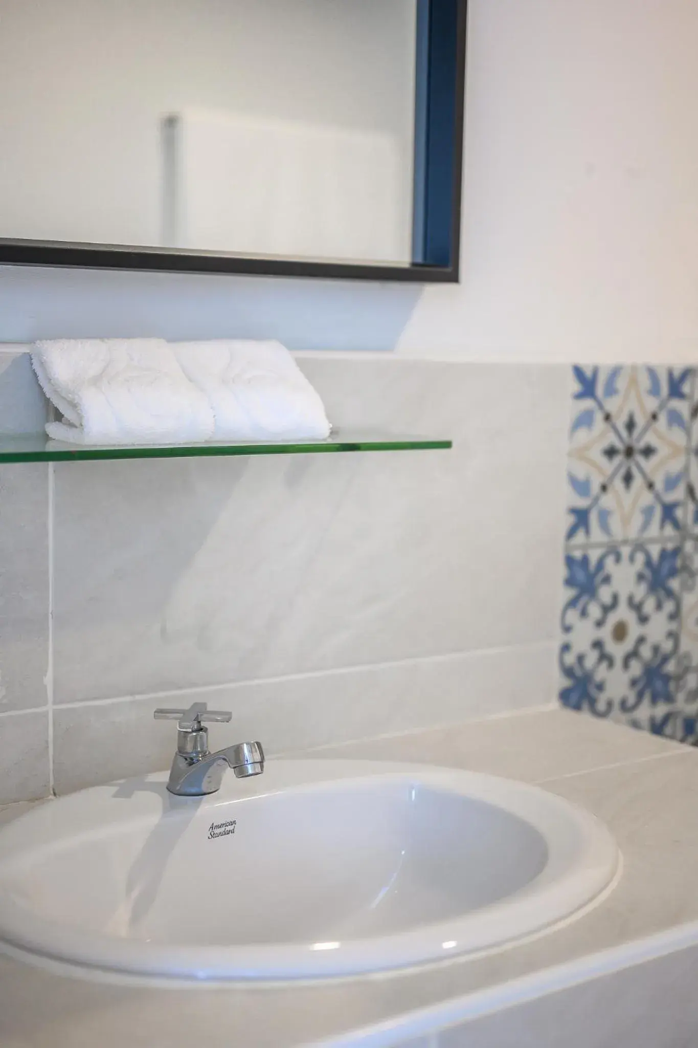 Bathroom in Maikhao Hotel, Phuket Bathroom in Maikhao Hotel, Phuket