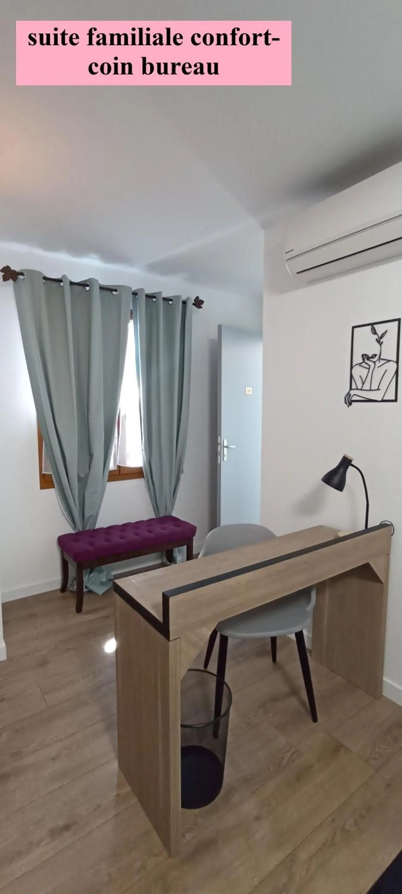 hair dresser in Hôtel Le Clos Badan