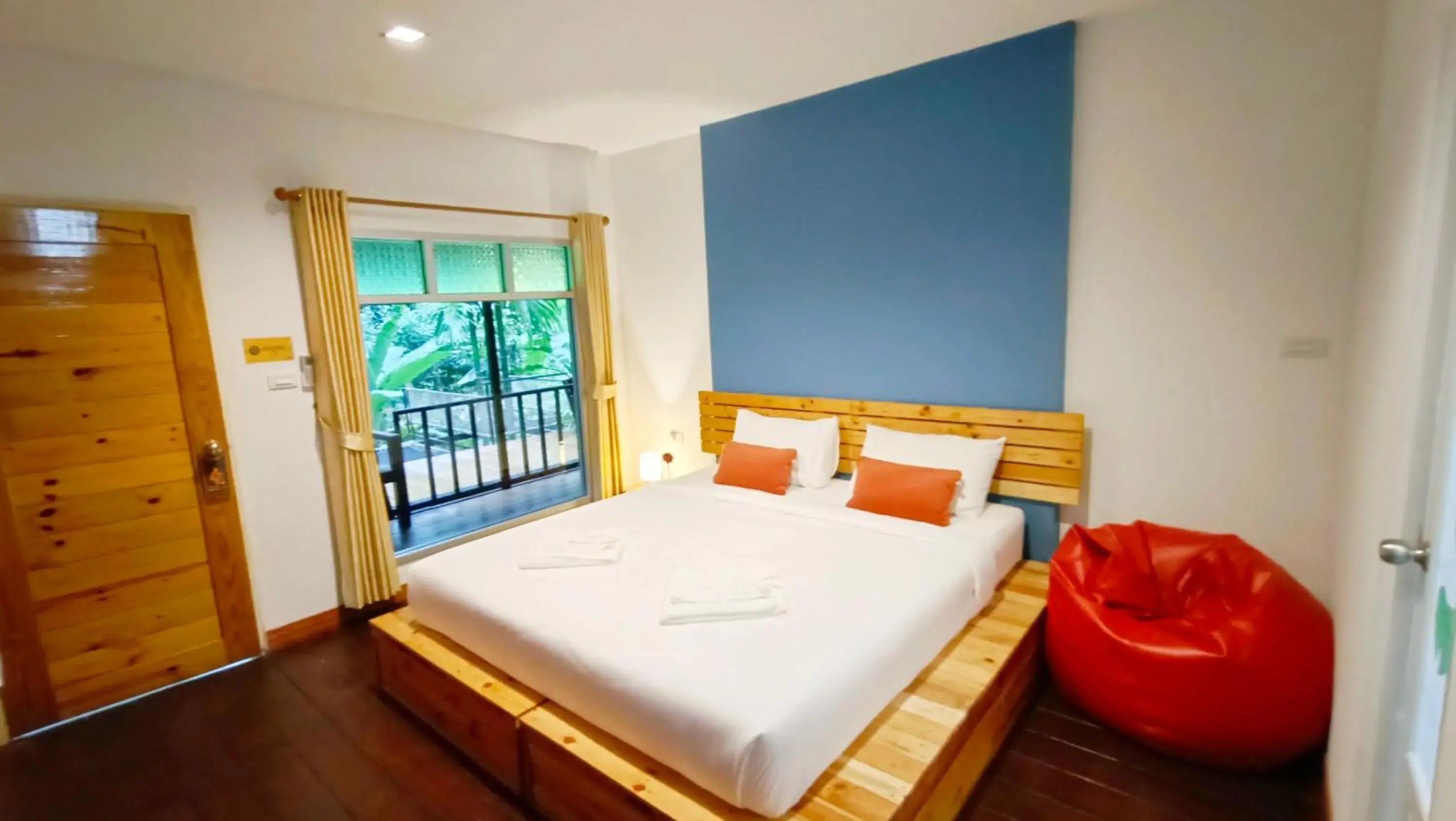 Nua Tone Resort Bang Tao & Cafe Nua Tone Resort Bang Tao & Cafe