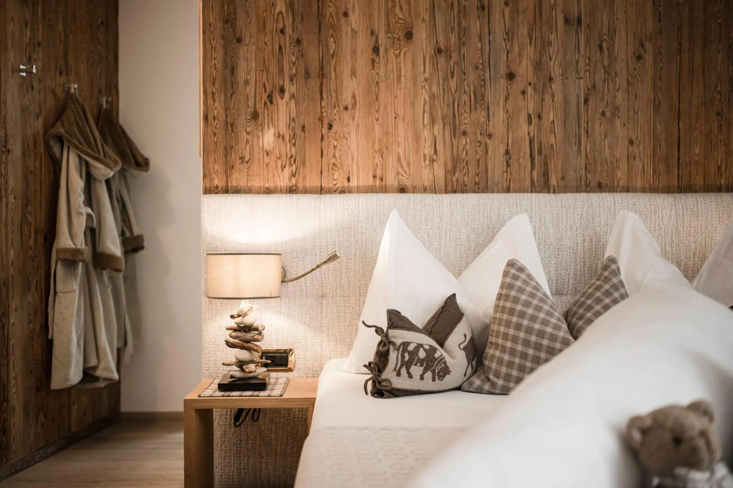 Bed in Alpine Boutique Villa Gabriela - Adults Only