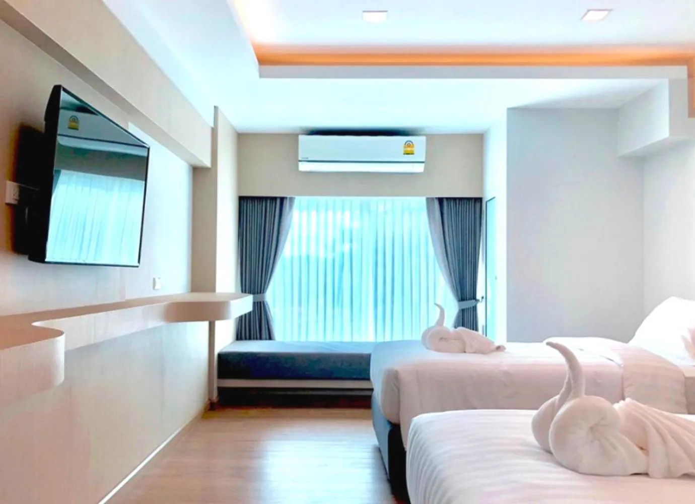 Bed in Sann Hotel