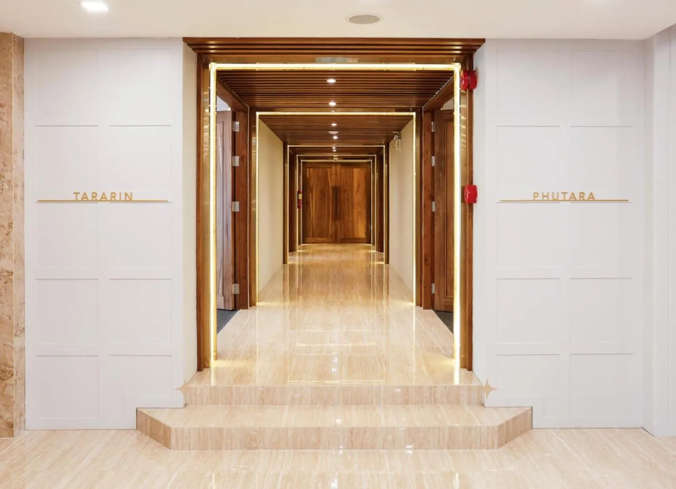 Meeting/conference room in Sann Hotel