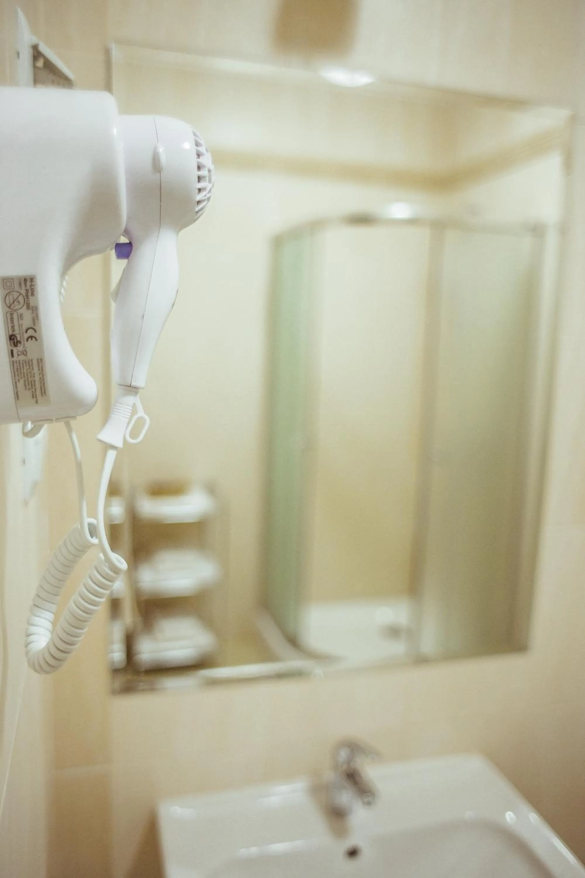 Bathroom in Warszawa Hotel