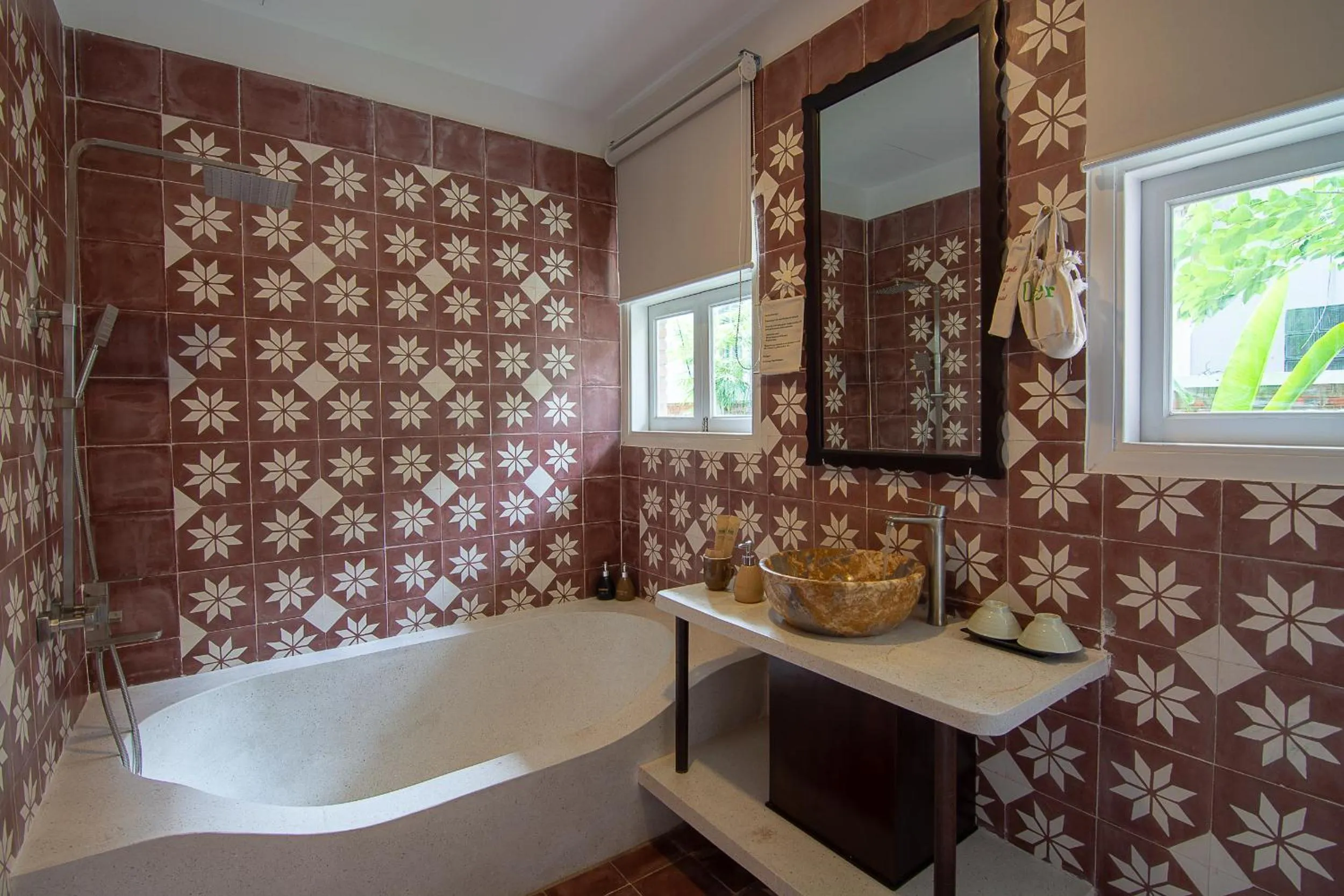 Bathroom in Blooms Boutique Village