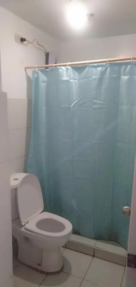 EKONUMI ROOMS at Moonwalk Paranaque