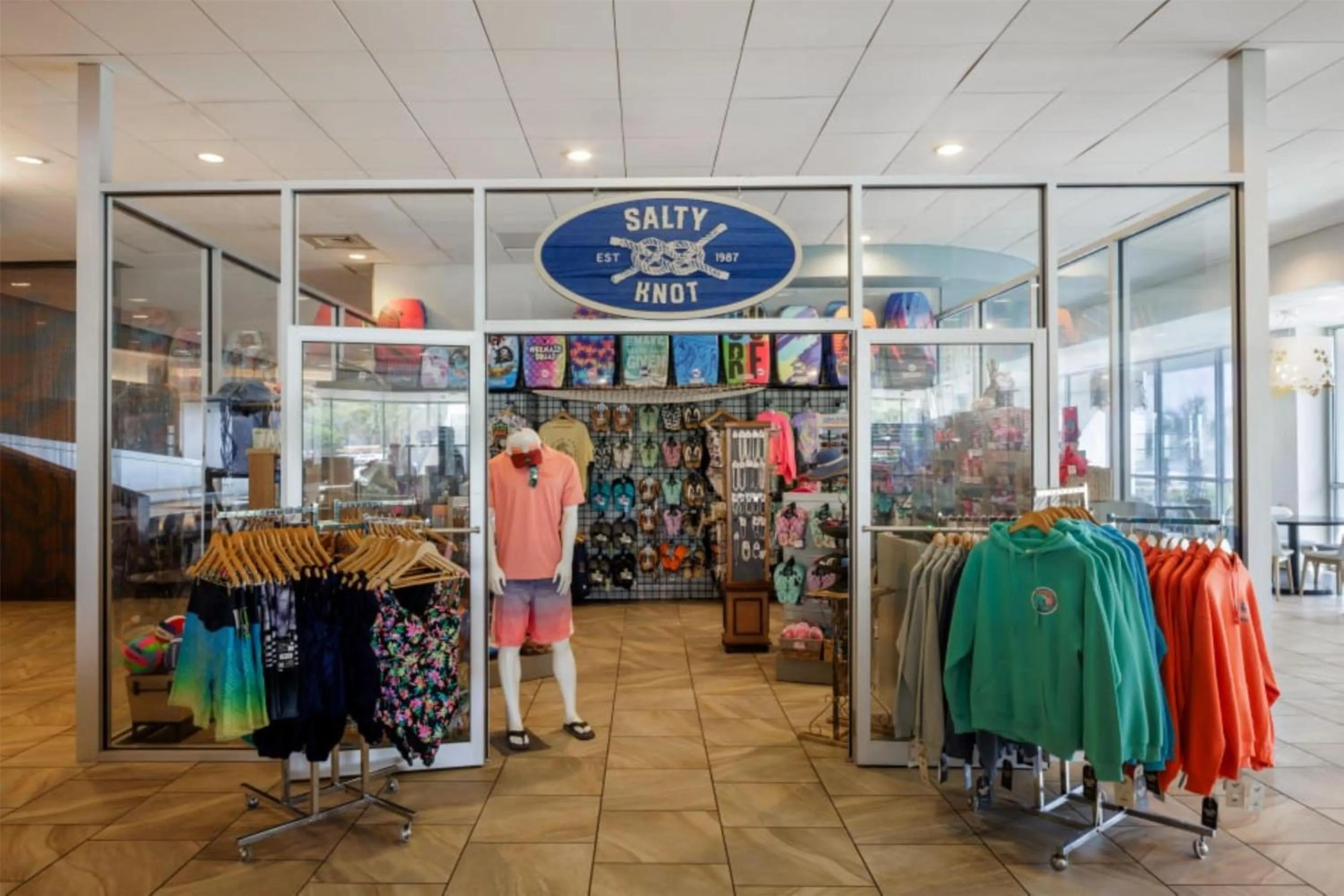 On-site shops in Embassy Suites by Hilton Myrtle Beach Oceanfront Resort
