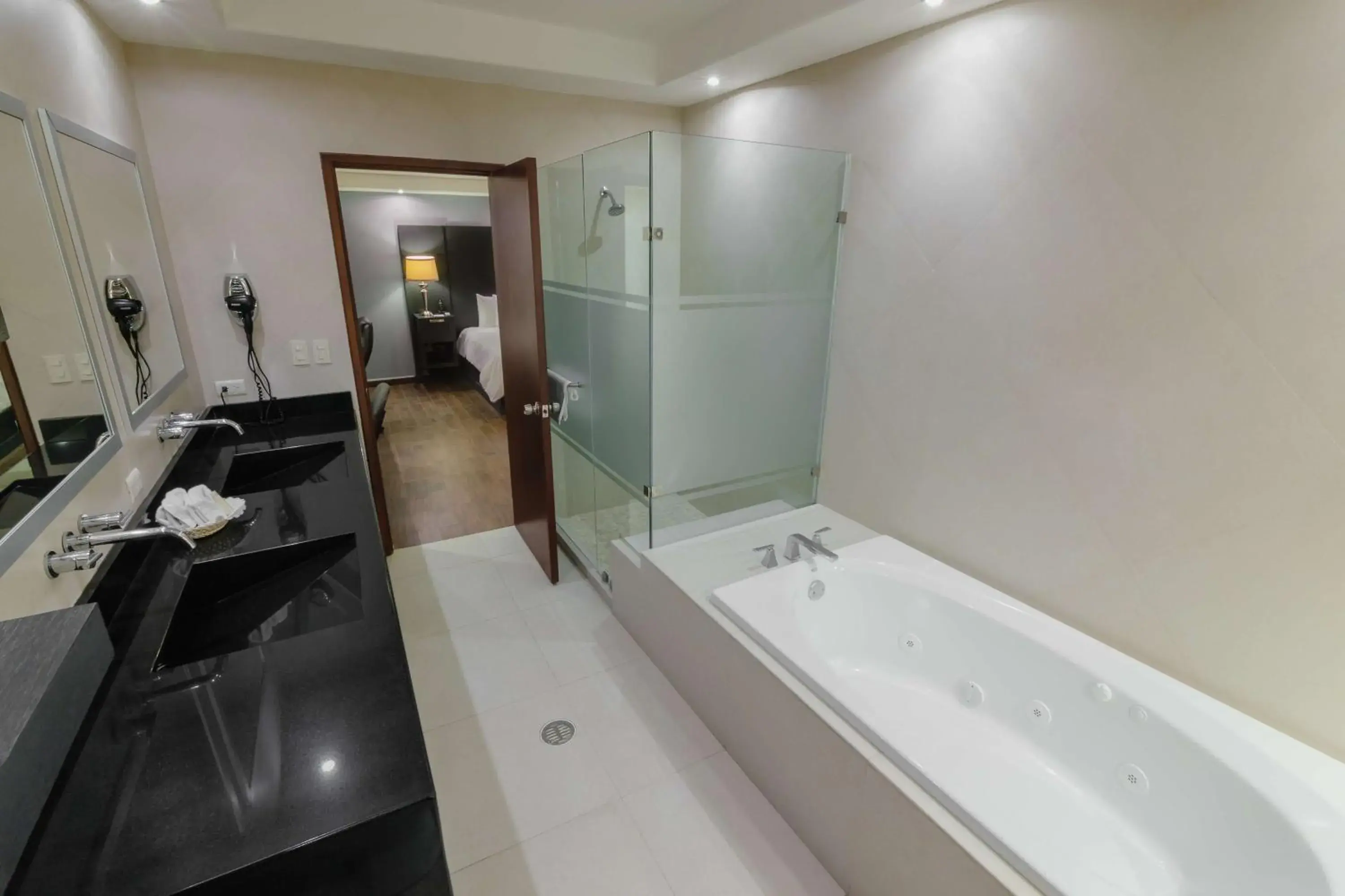 Bathroom in Best Western Plus San Jorge Bathroom in Best Western Plus San Jorge