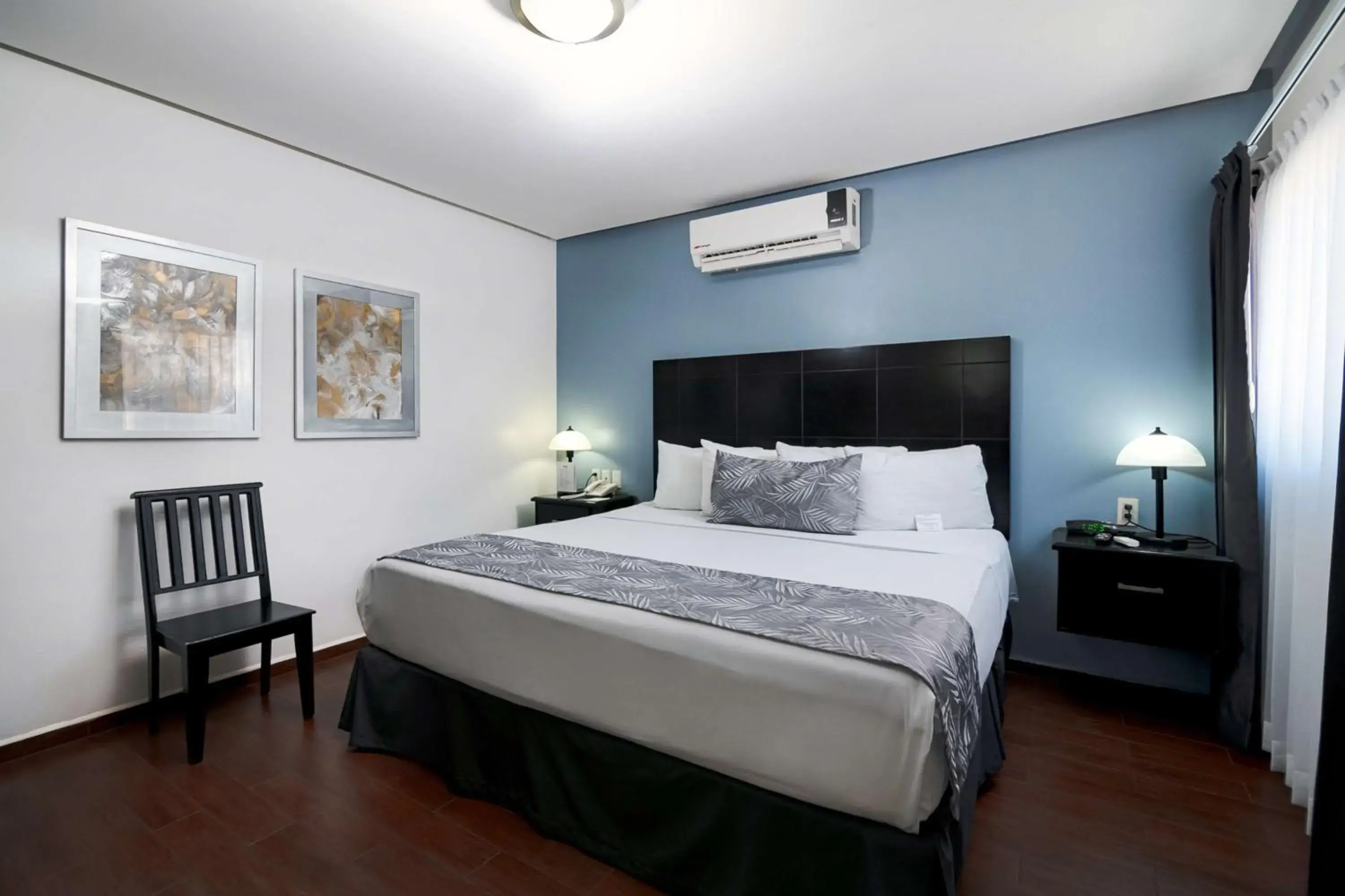 Photo of the whole room, Bed in Best Western Plus San Jorge Photo of the whole room, Bed in Best Western Plus San Jorge