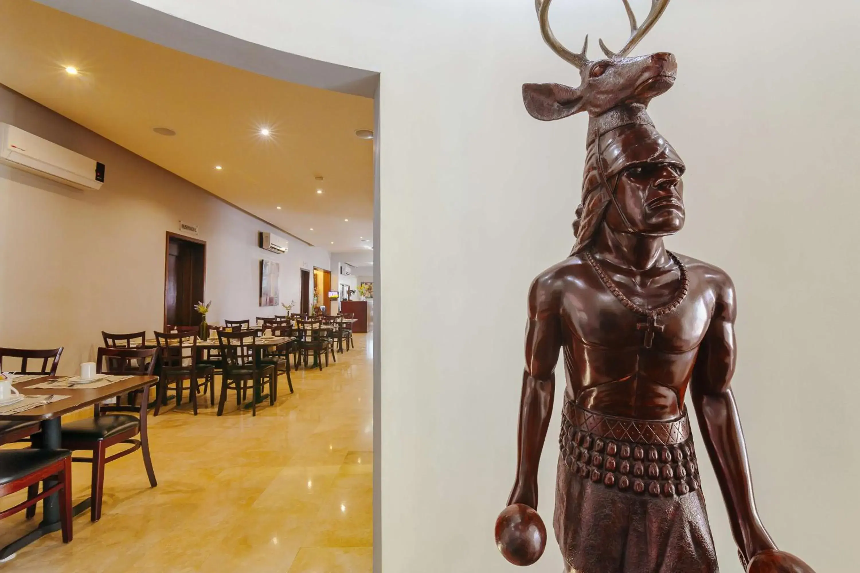 Restaurant/places to eat in Best Western Plus San Jorge Restaurant/places to eat in Best Western Plus San Jorge